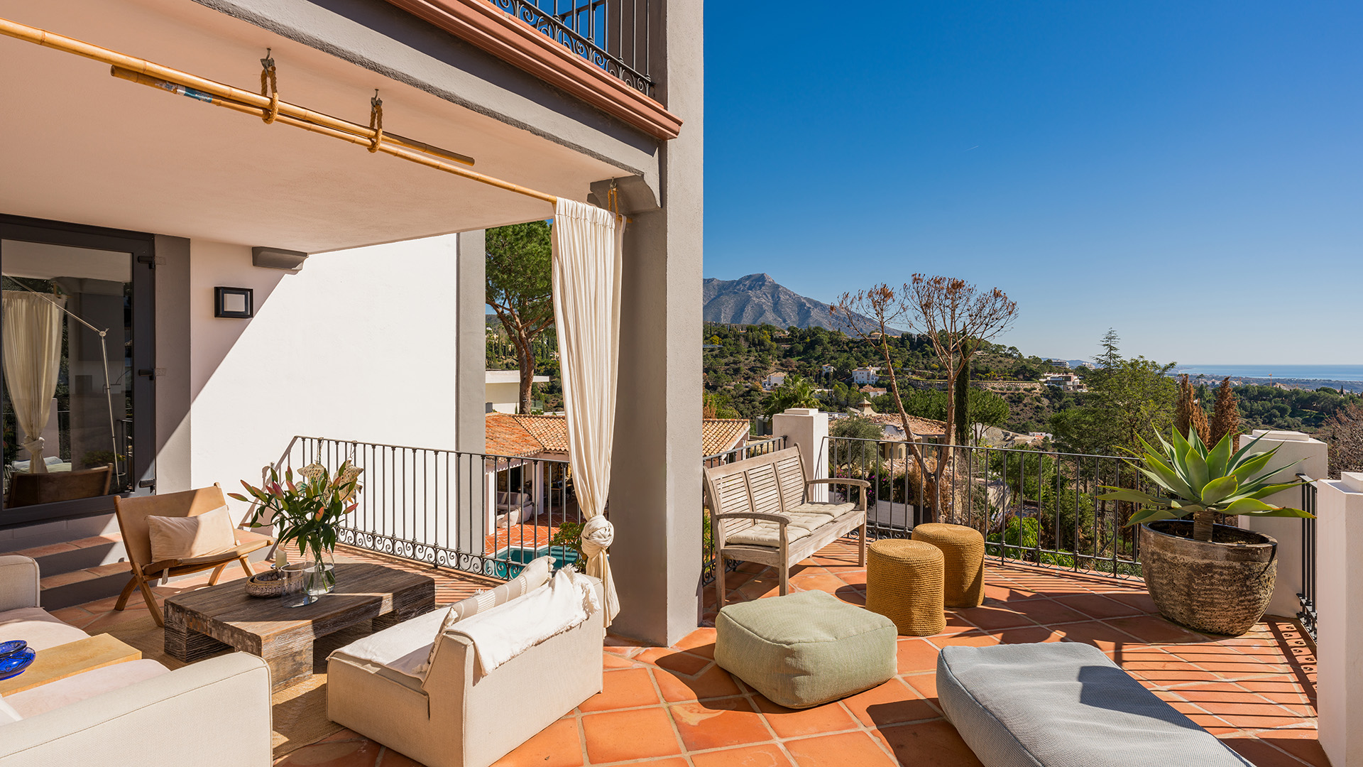 Villa · Benahavis · (BI-58804)