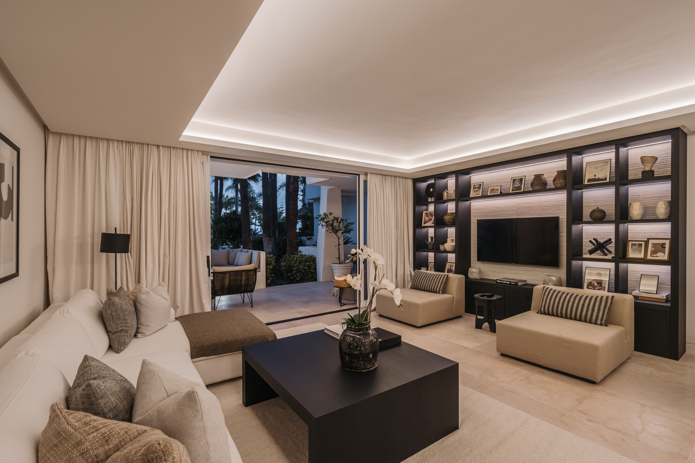 Apartment Aura 7