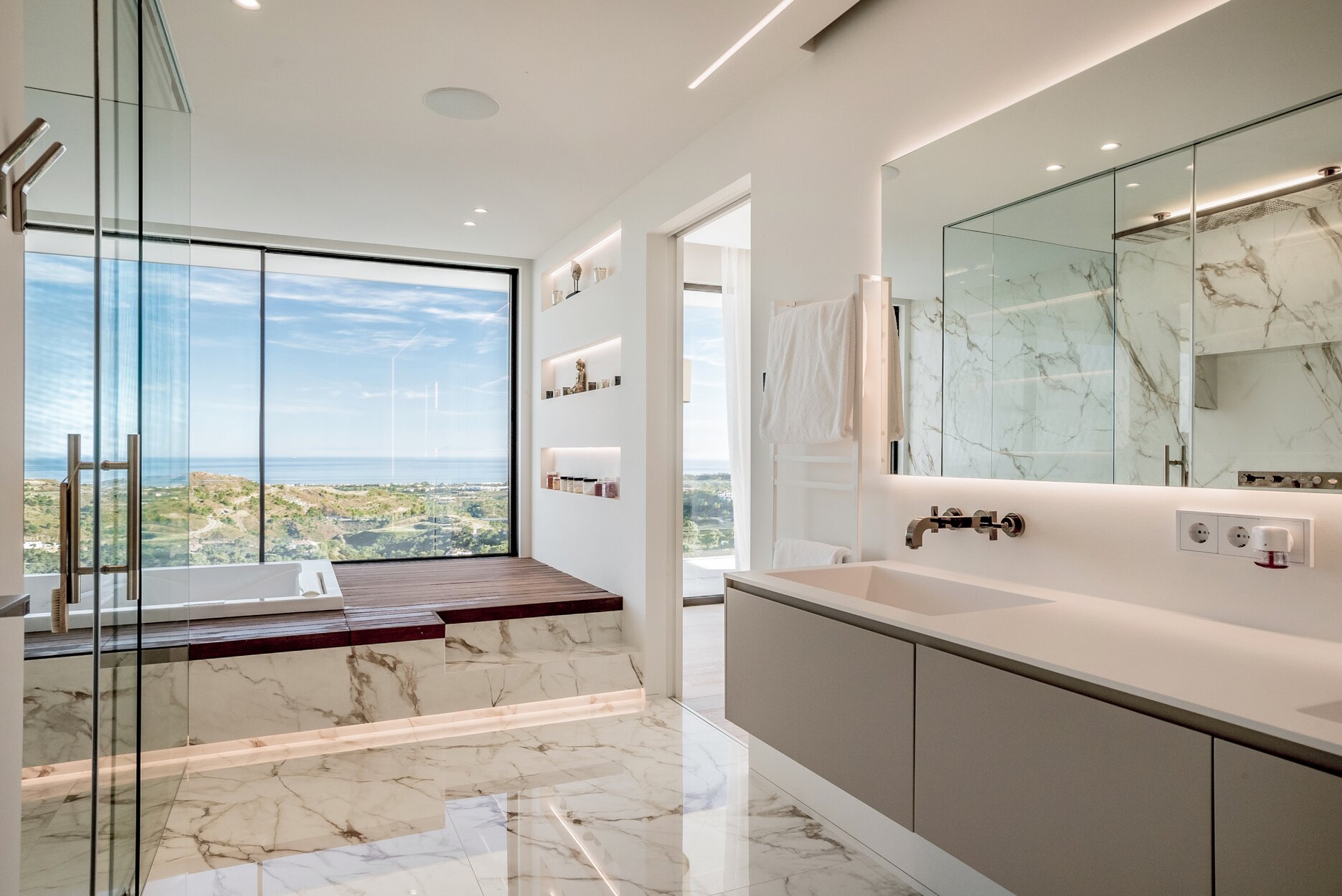 Villa · Benahavis · (613-MAR21M535160)