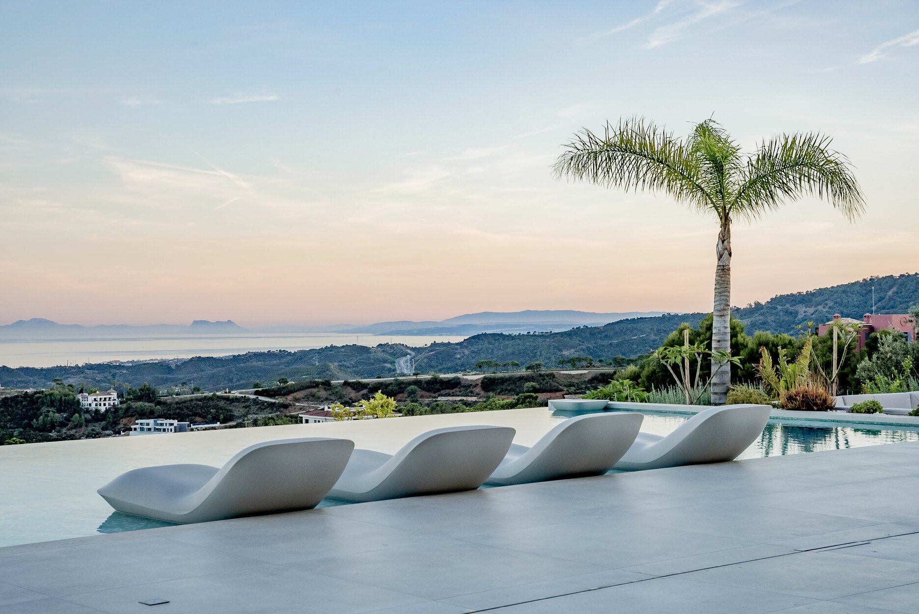 Villa · Benahavis · (613-MAR21M535160)