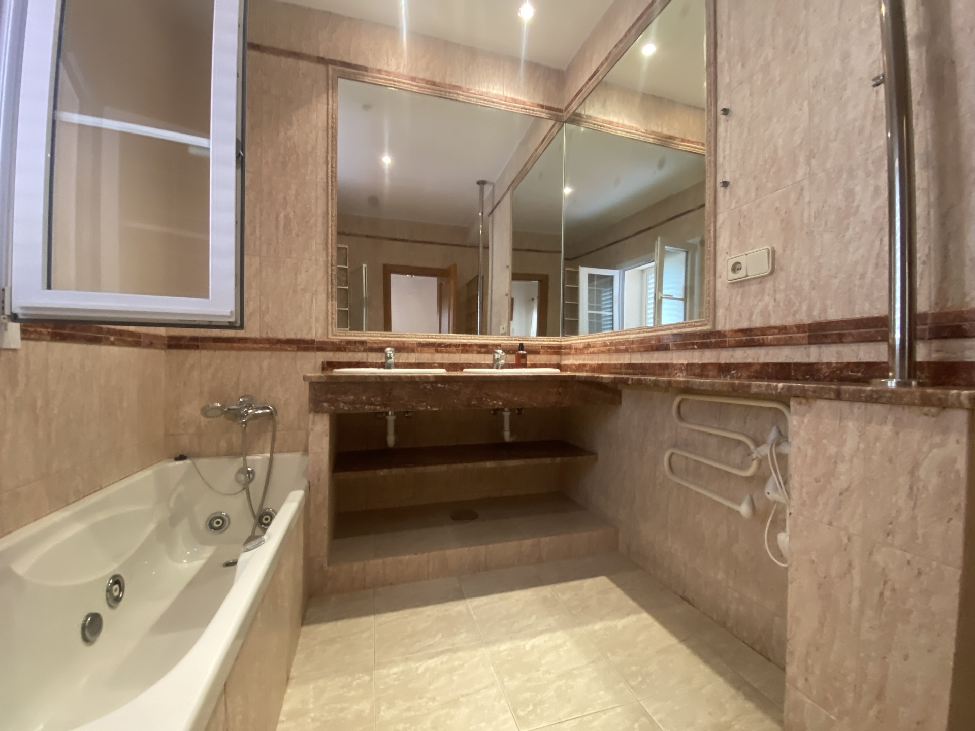 Villa · Sotogrande · (V008)