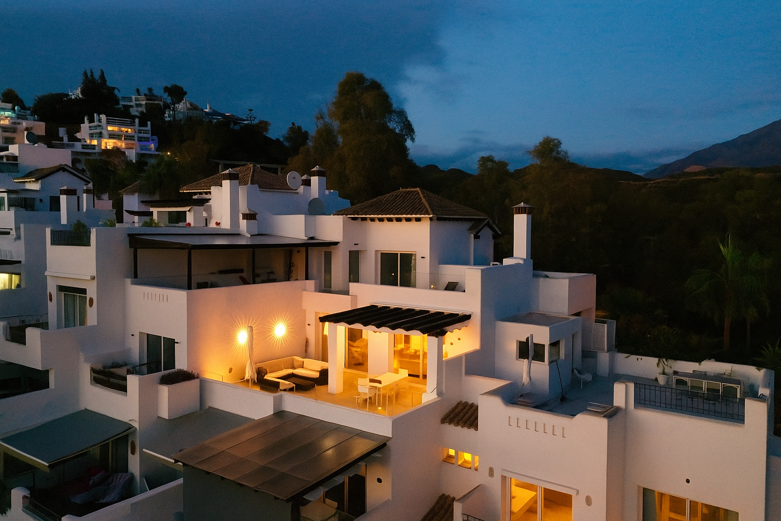 Duplex Penthouse · Marbella · (145472)