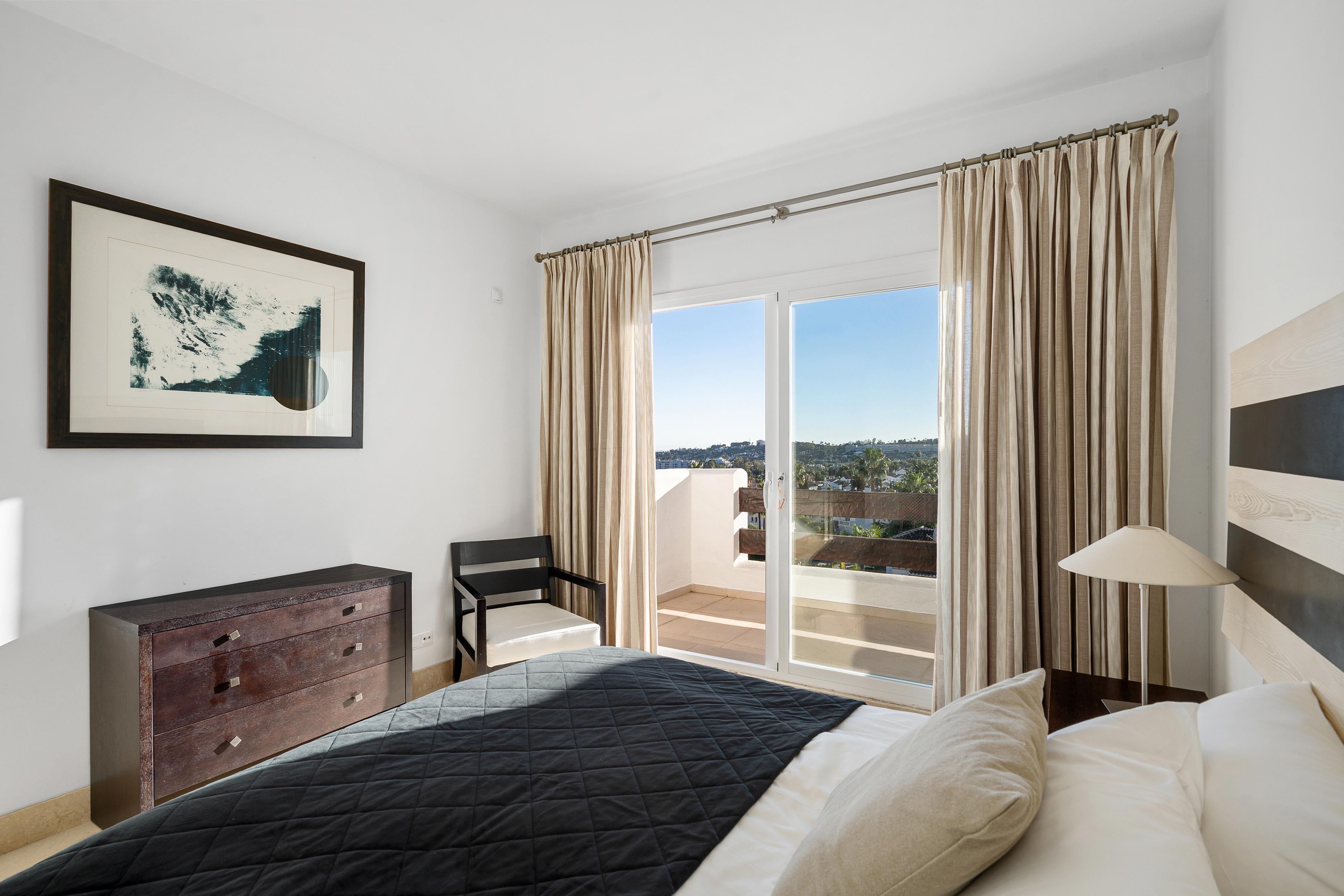 Duplex Penthouse · Marbella · (145472)