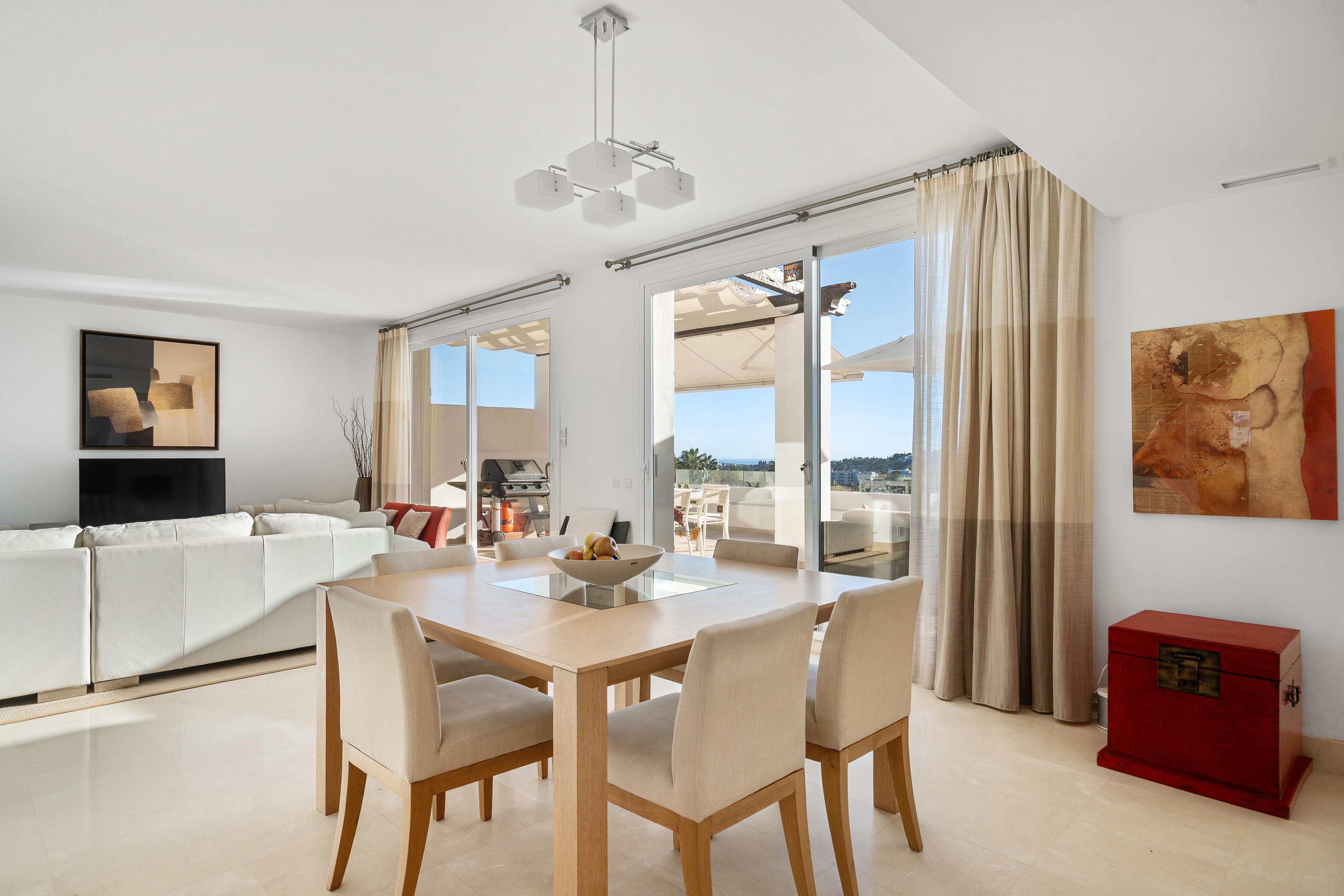 Duplex Penthouse · Marbella · (145472)