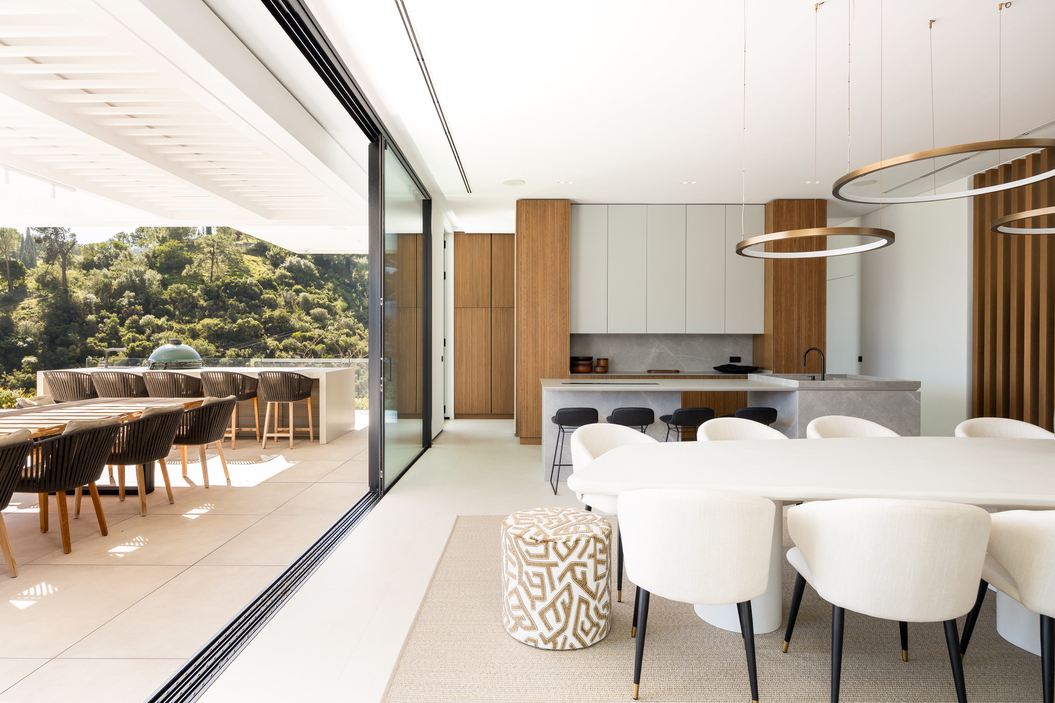 Villa · Benahavis · (145558)