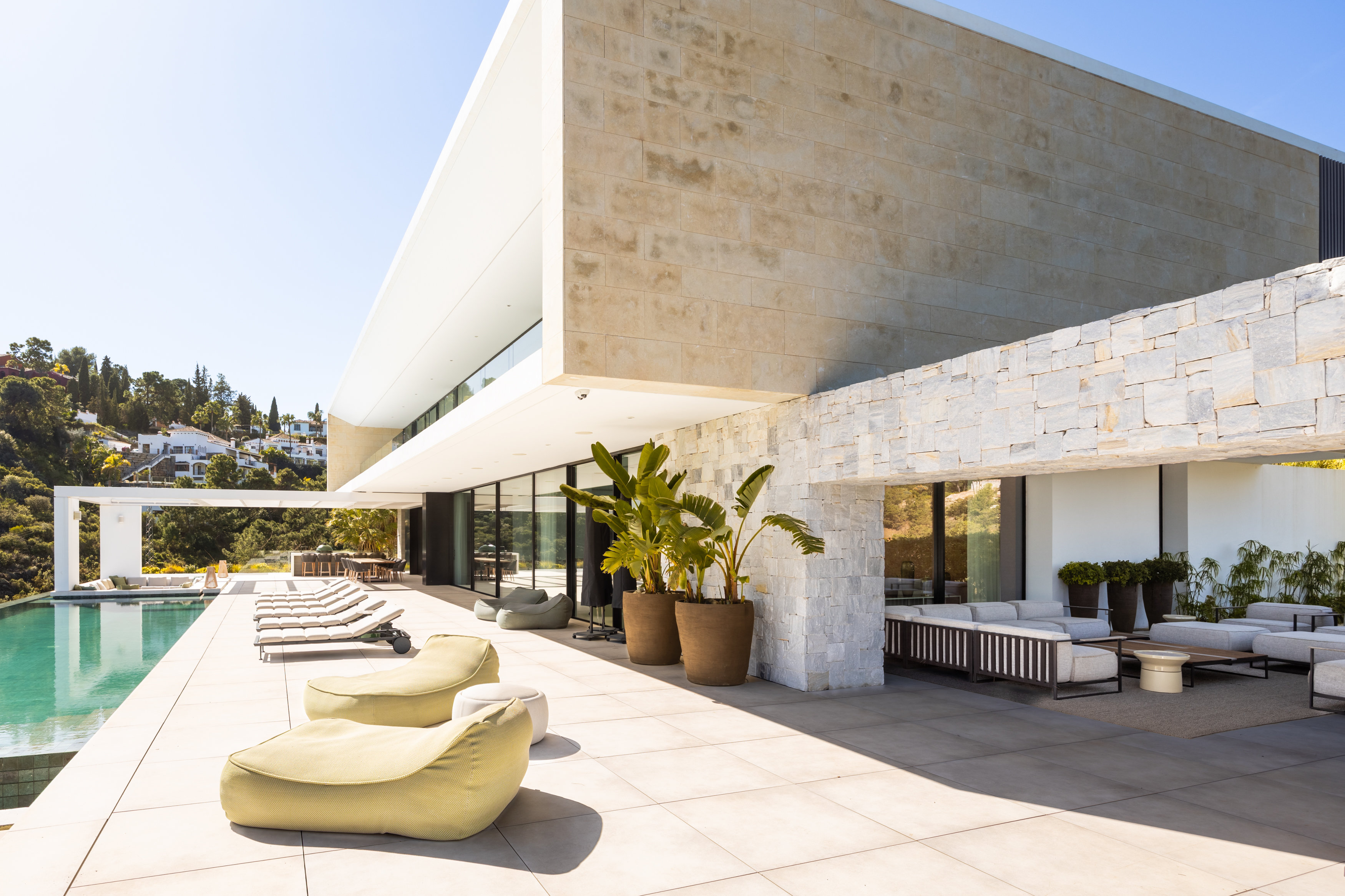Villa · Benahavis · (145558)