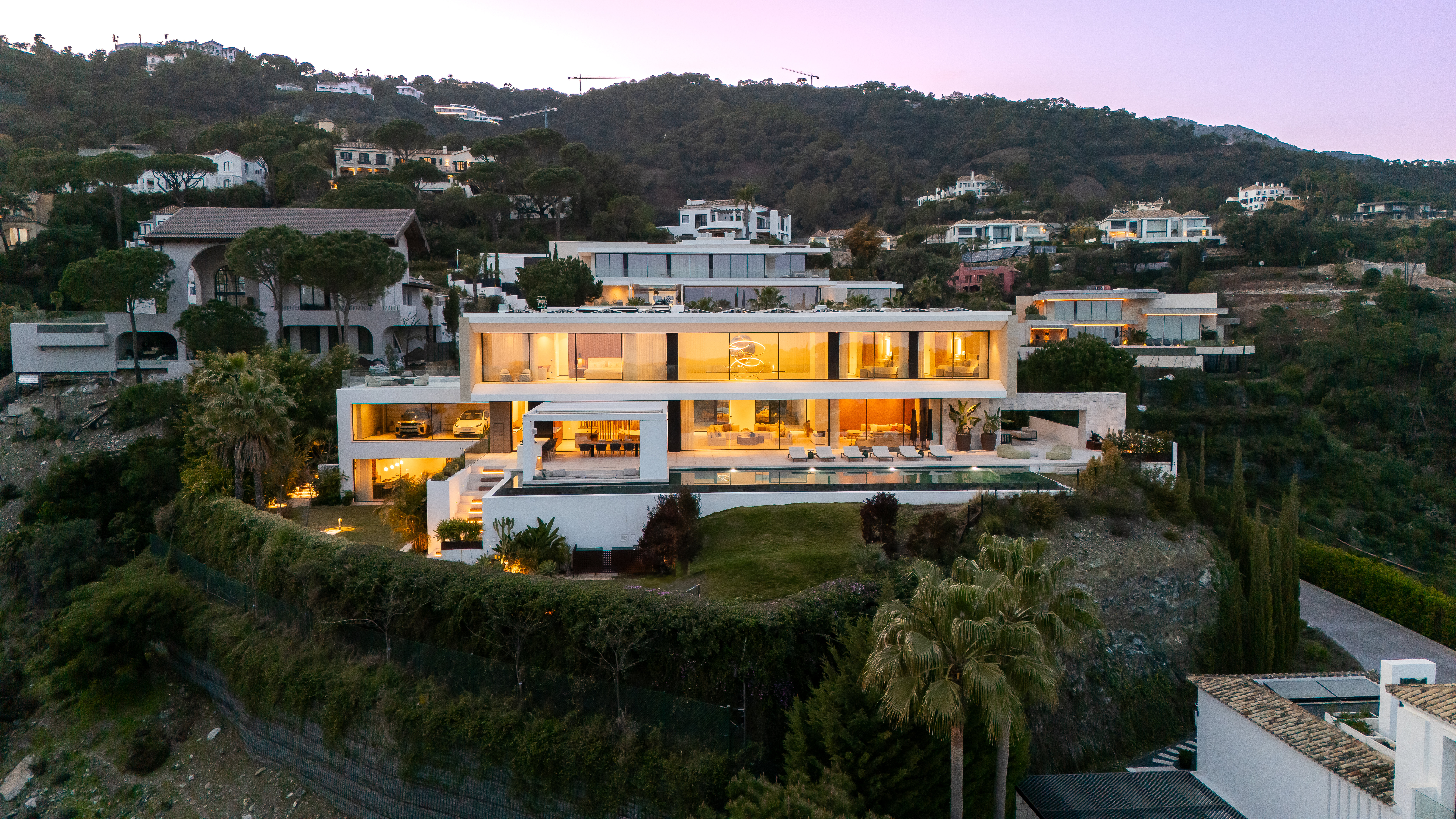 Villa · Benahavis · (145558)