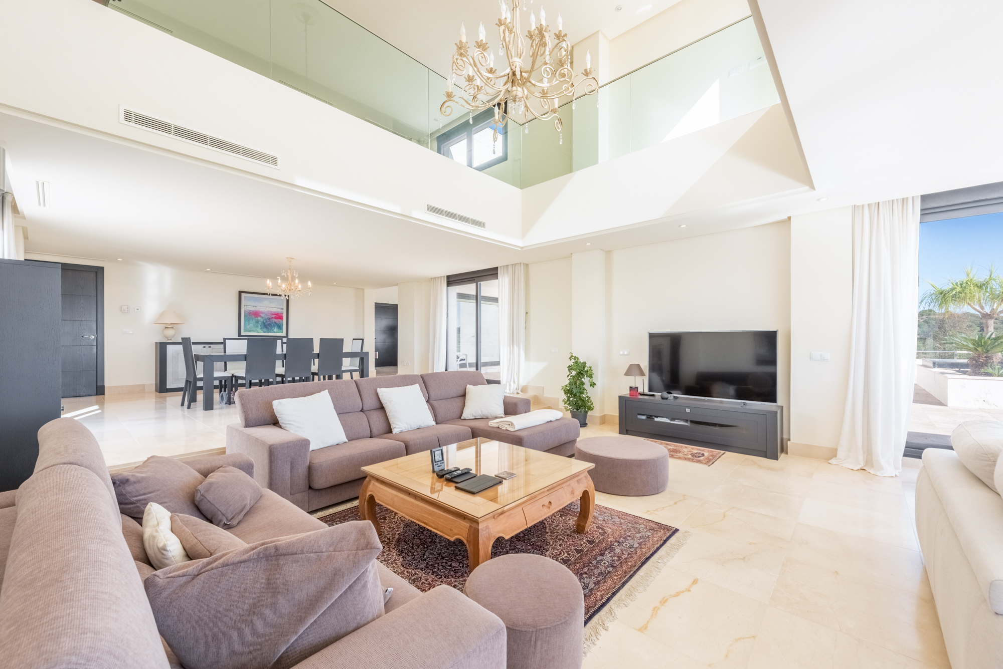 Villa · Sotogrande · (VI23145)