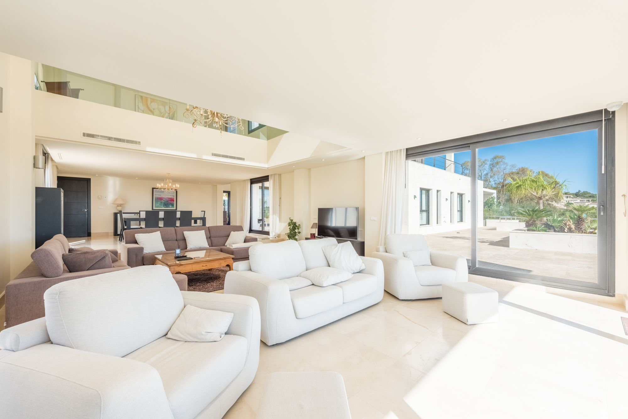 Villa · Sotogrande · (VI23145)