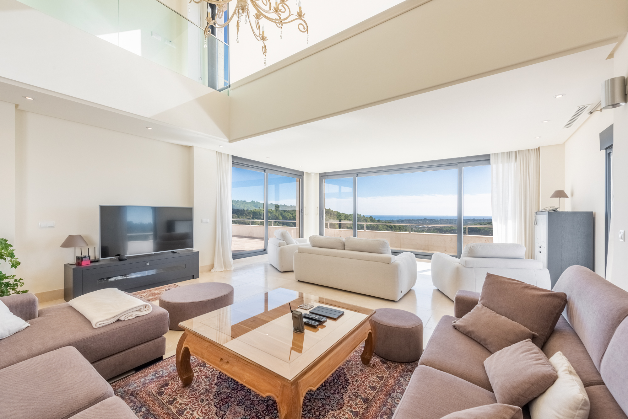 Villa · Sotogrande · (VI23145)