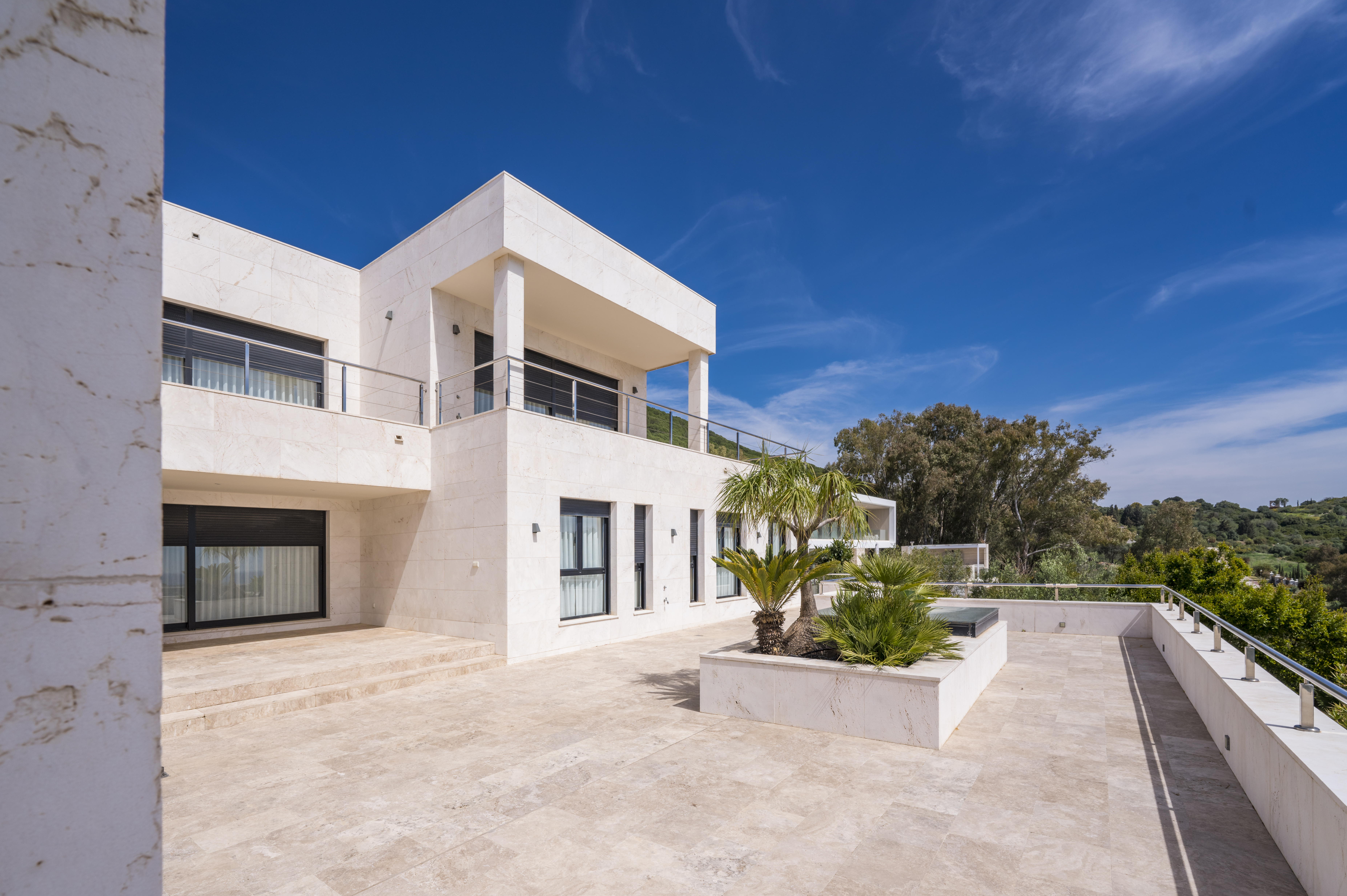 Villa · Sotogrande · (VI23145)