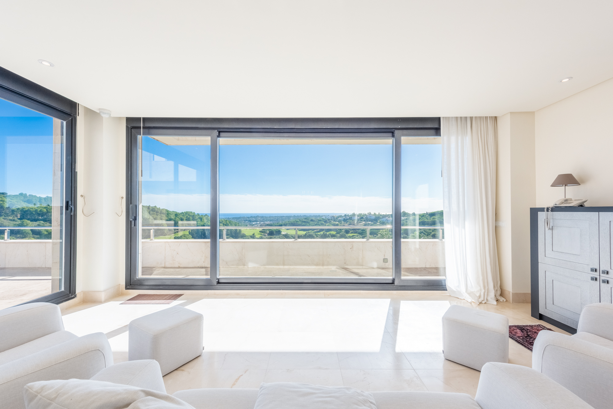 Villa · Sotogrande · (VI23145)