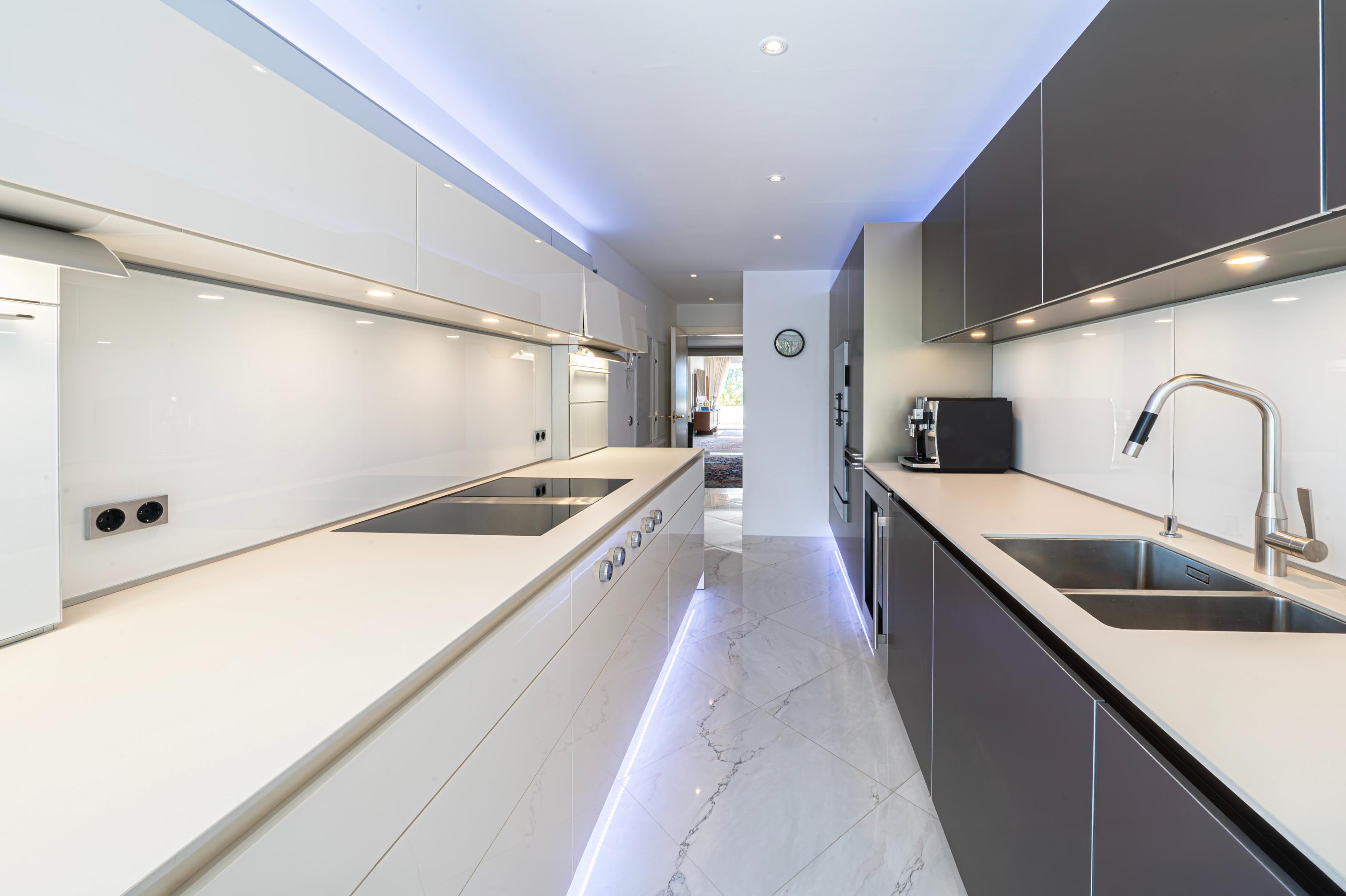 Duplex Penthouse · Marbella · (2650HFA)