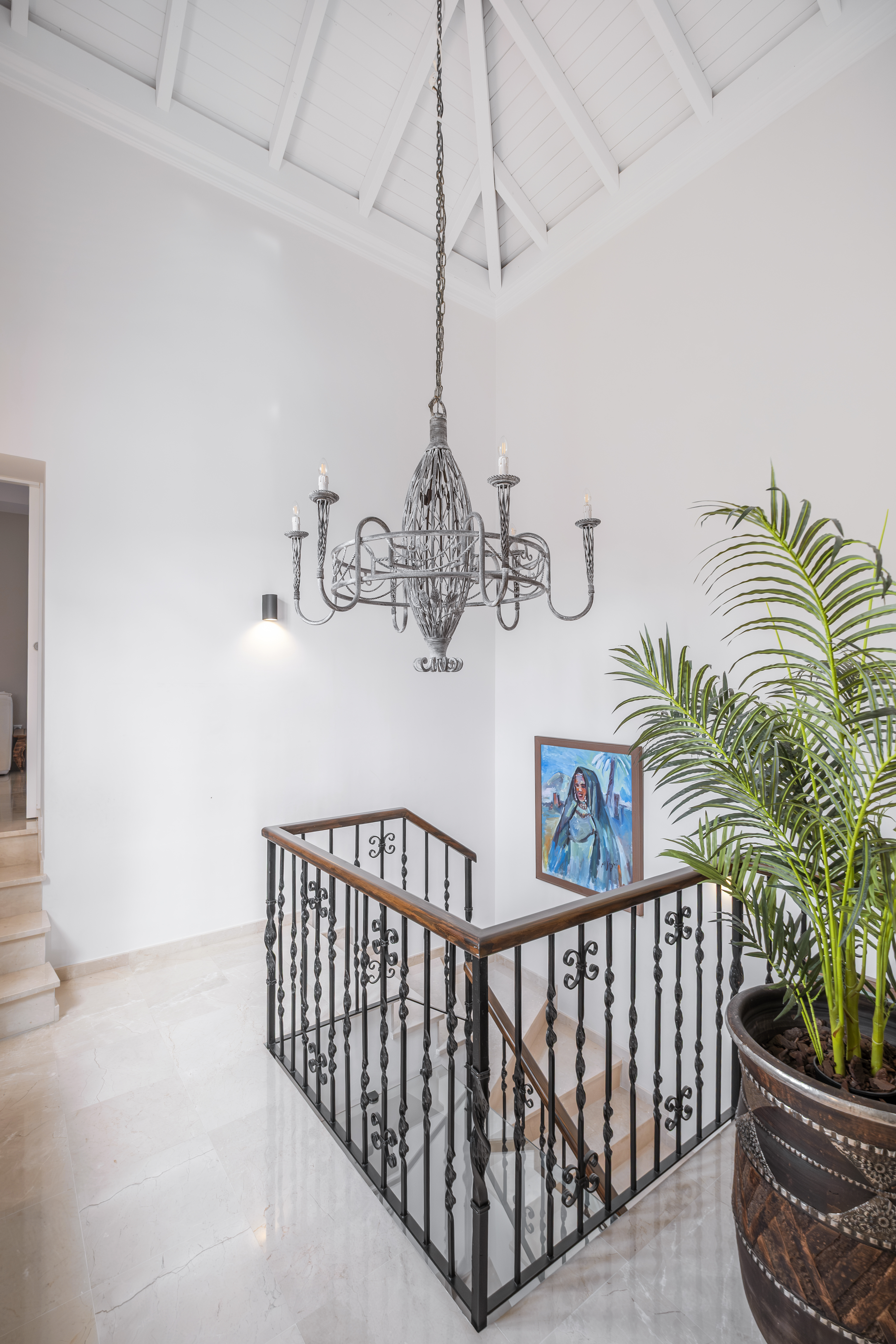 Villa · Benahavis · (AQ-0222)
