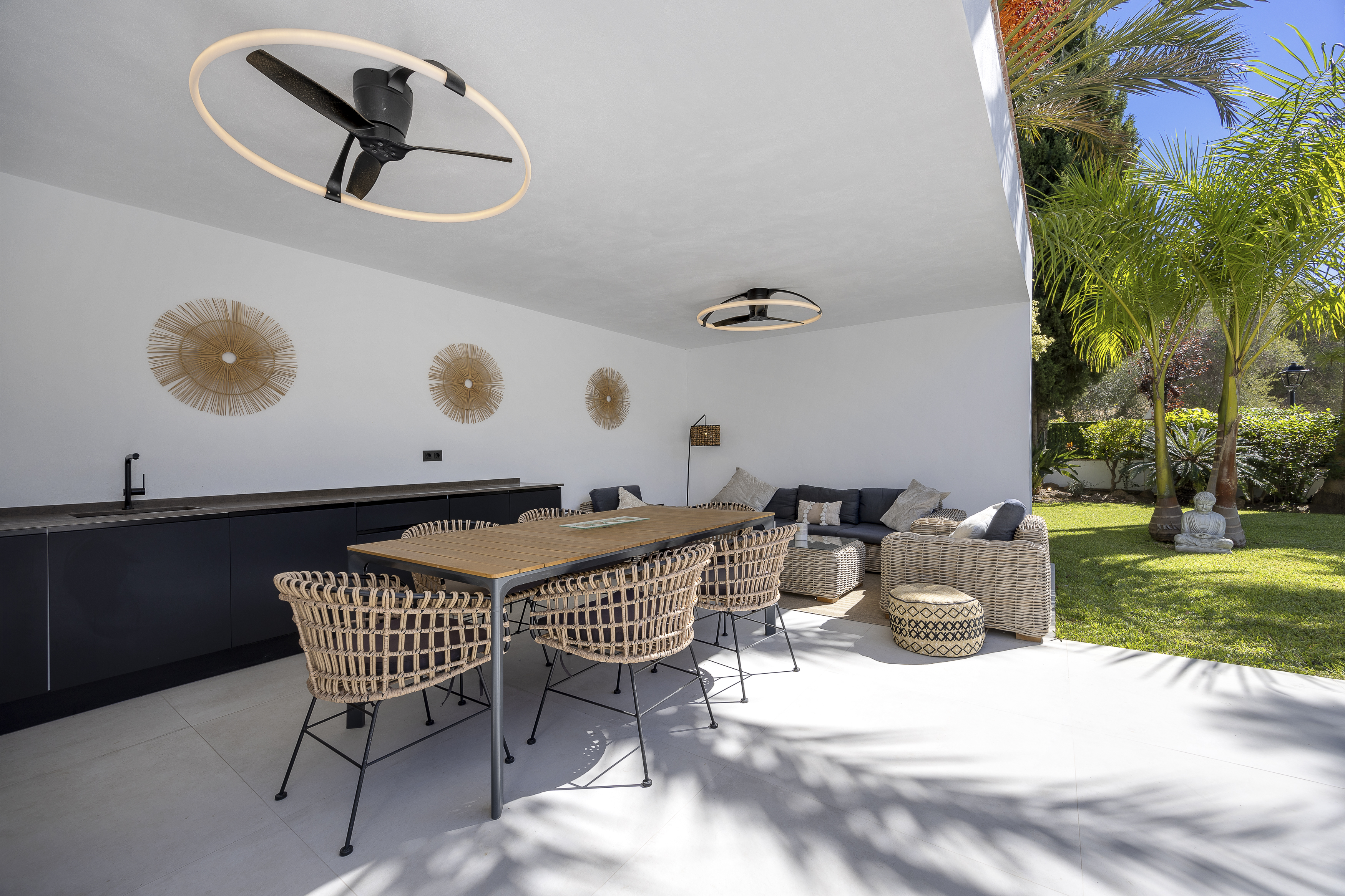 Villa · Benahavis · (79239KDT)