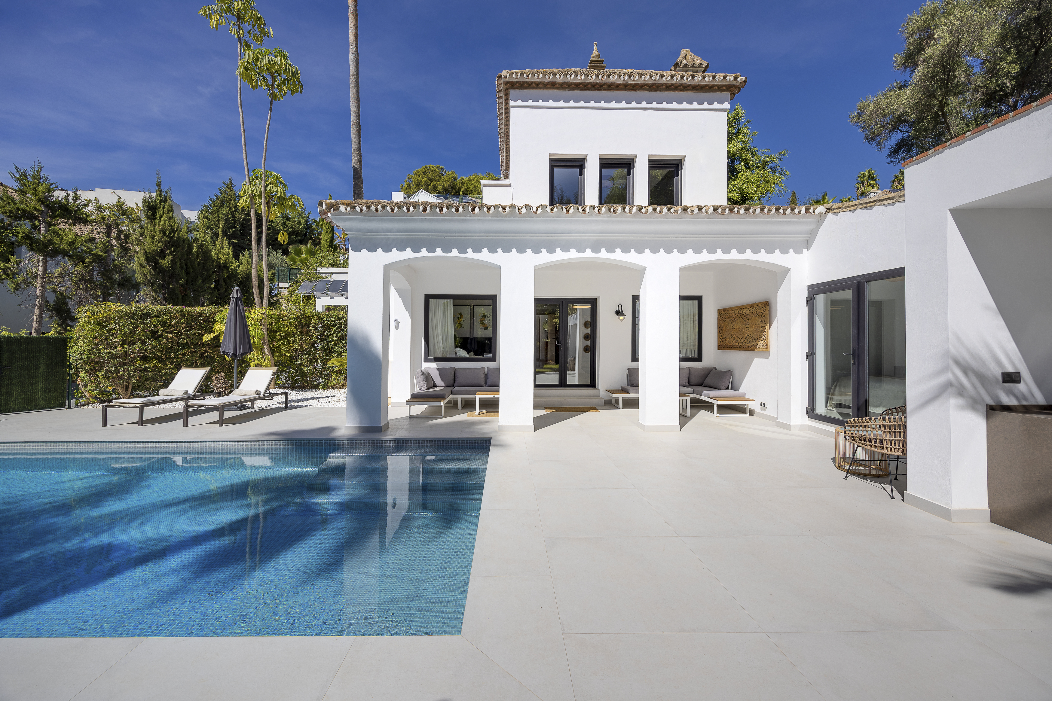 Villa · Benahavis · (79239KDT)