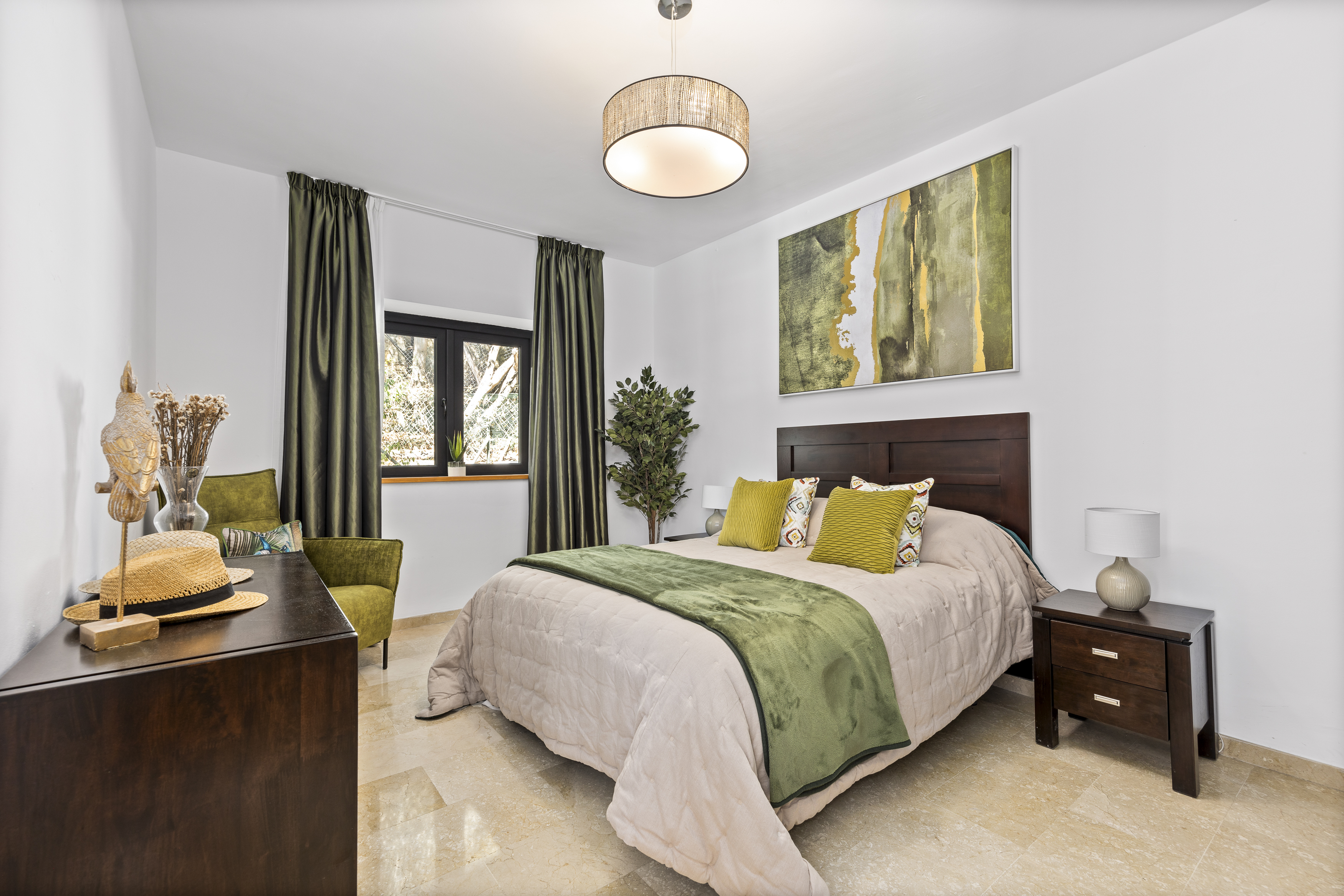 Villa · Benahavis · (79239KDT)