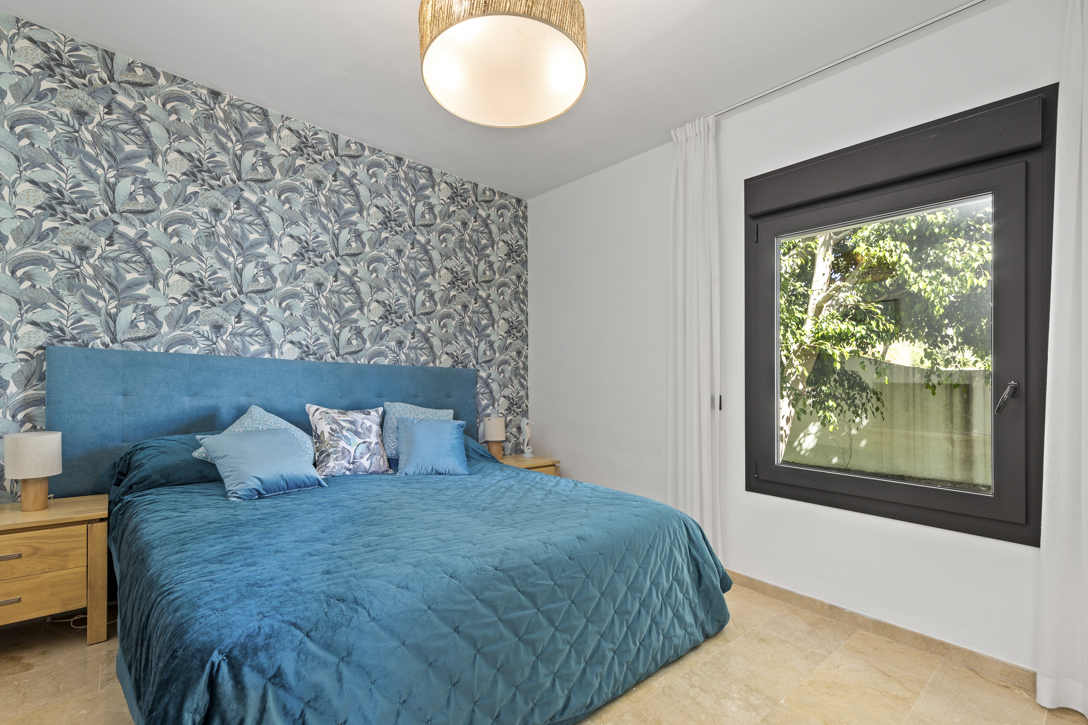 Villa · Benahavis · (79239KDT)