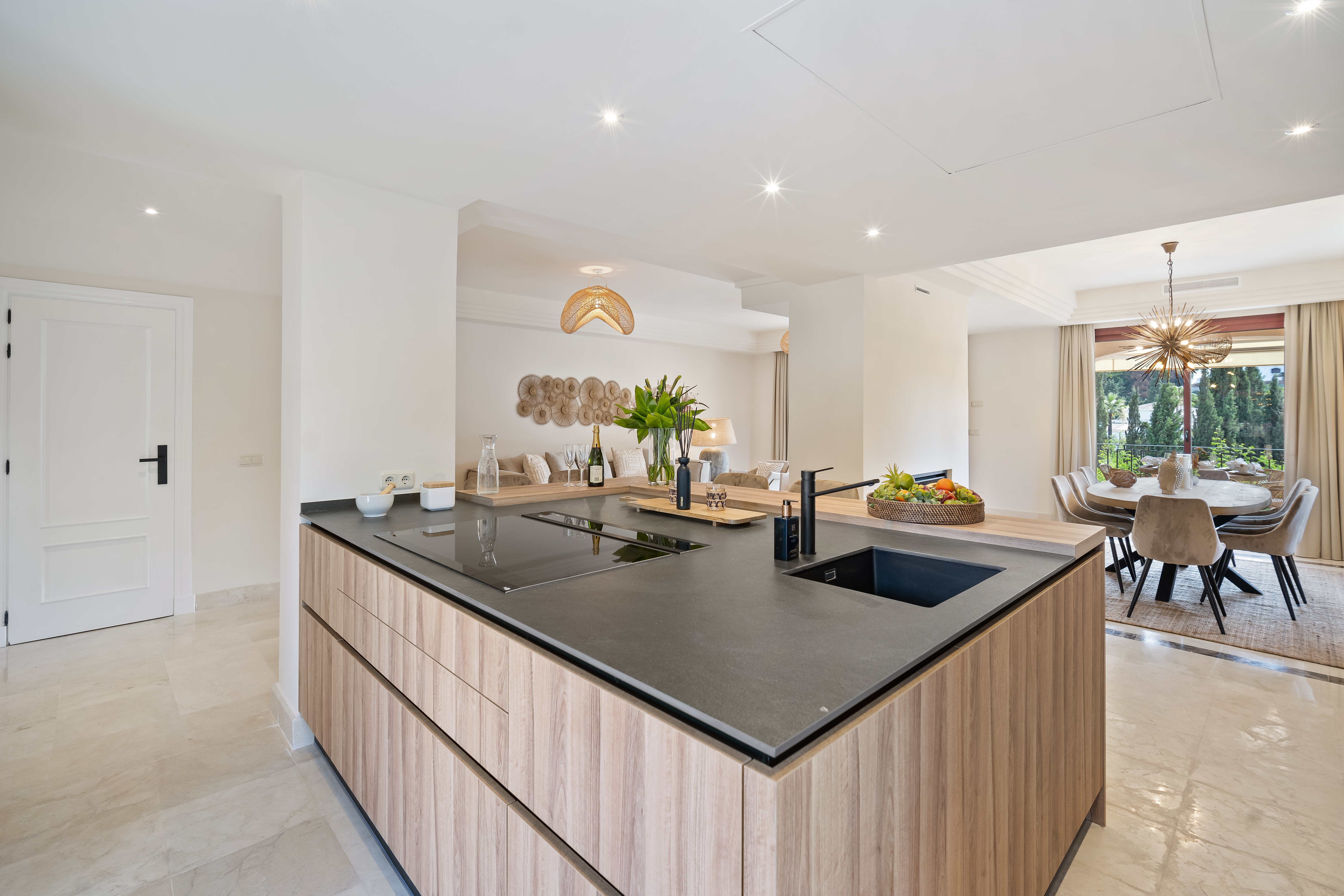 Semi Detached Villa · Marbella · (RM014)