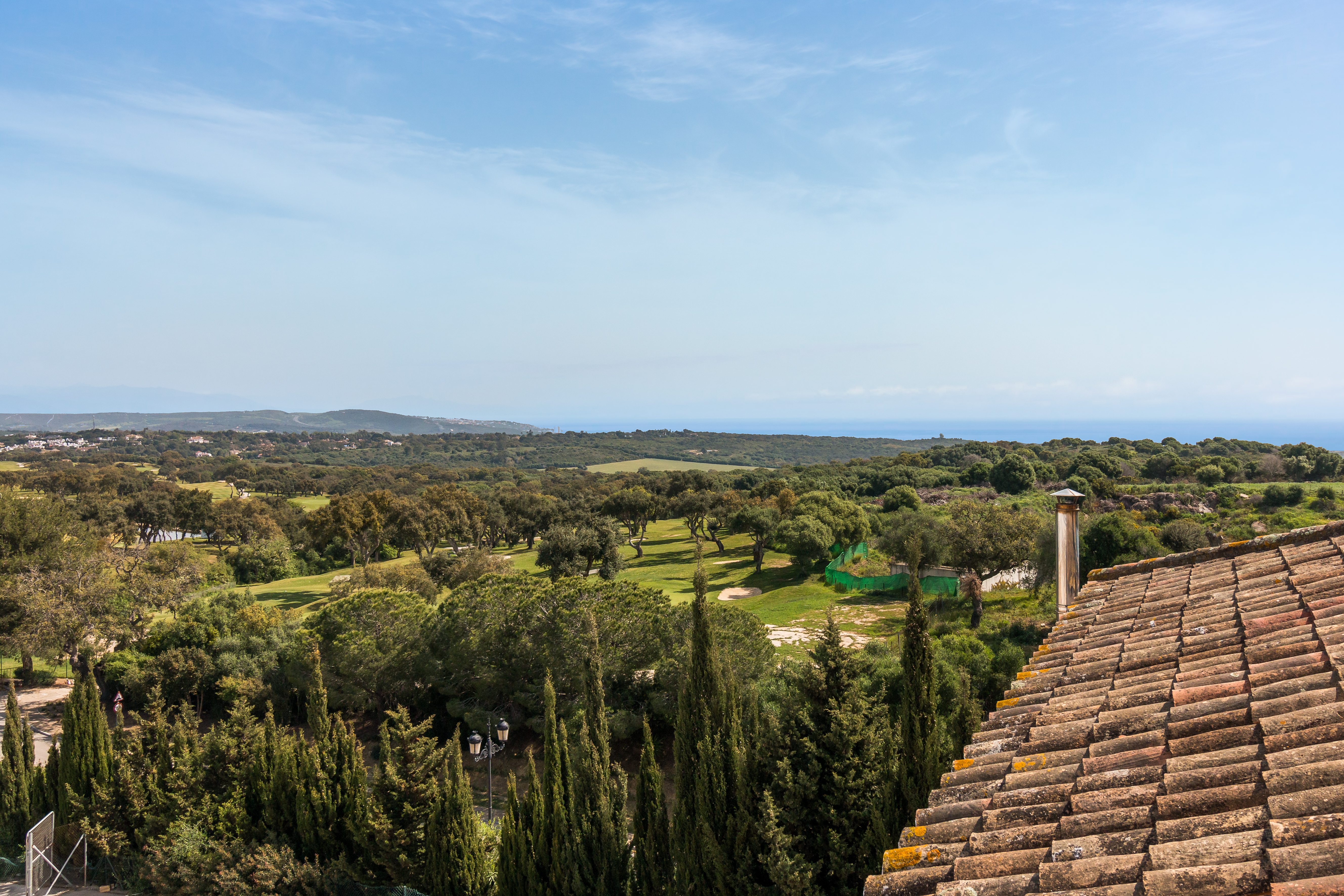 Hotel · San Roque · (R4074742)