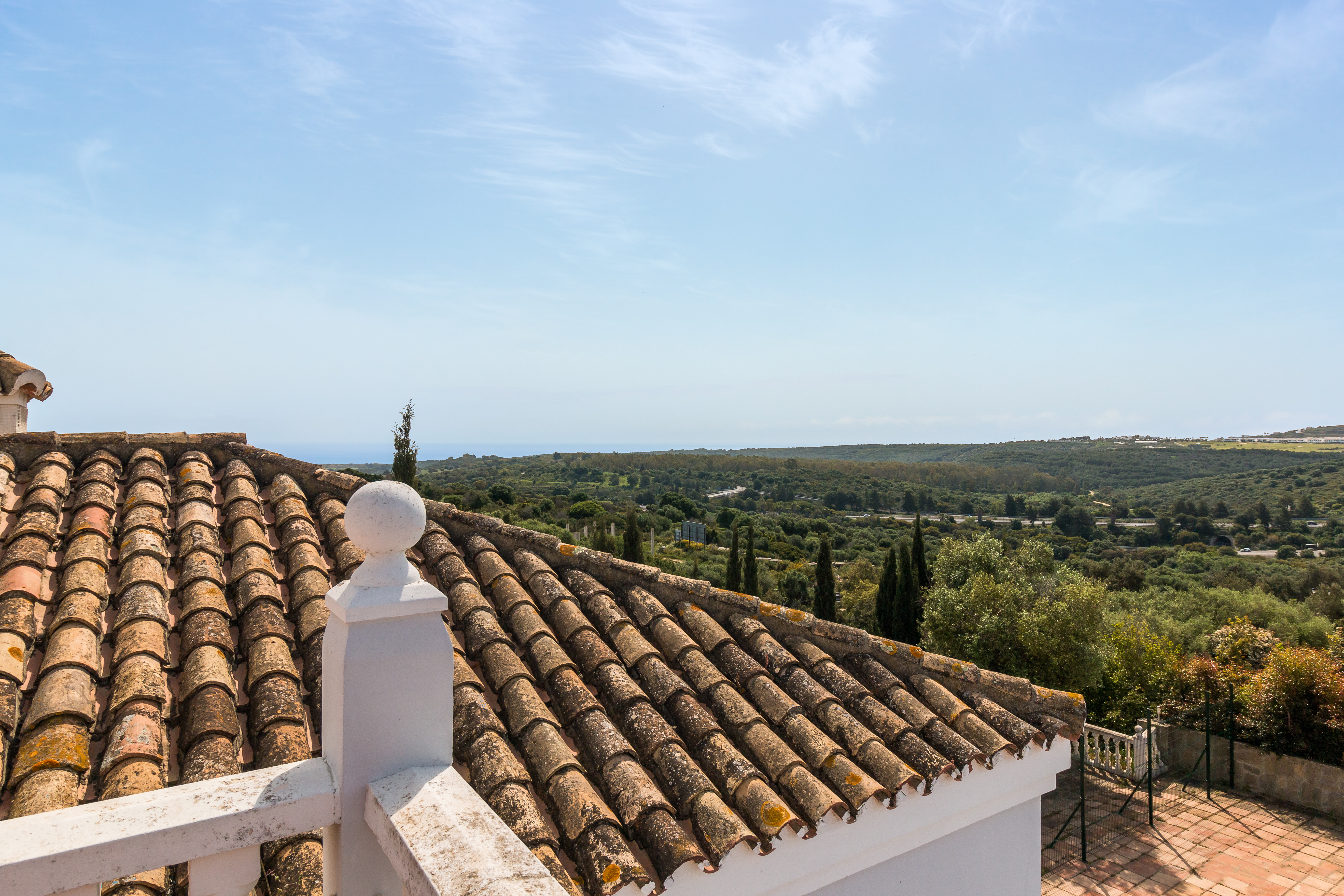 Hotel · San Roque · (R4074742)