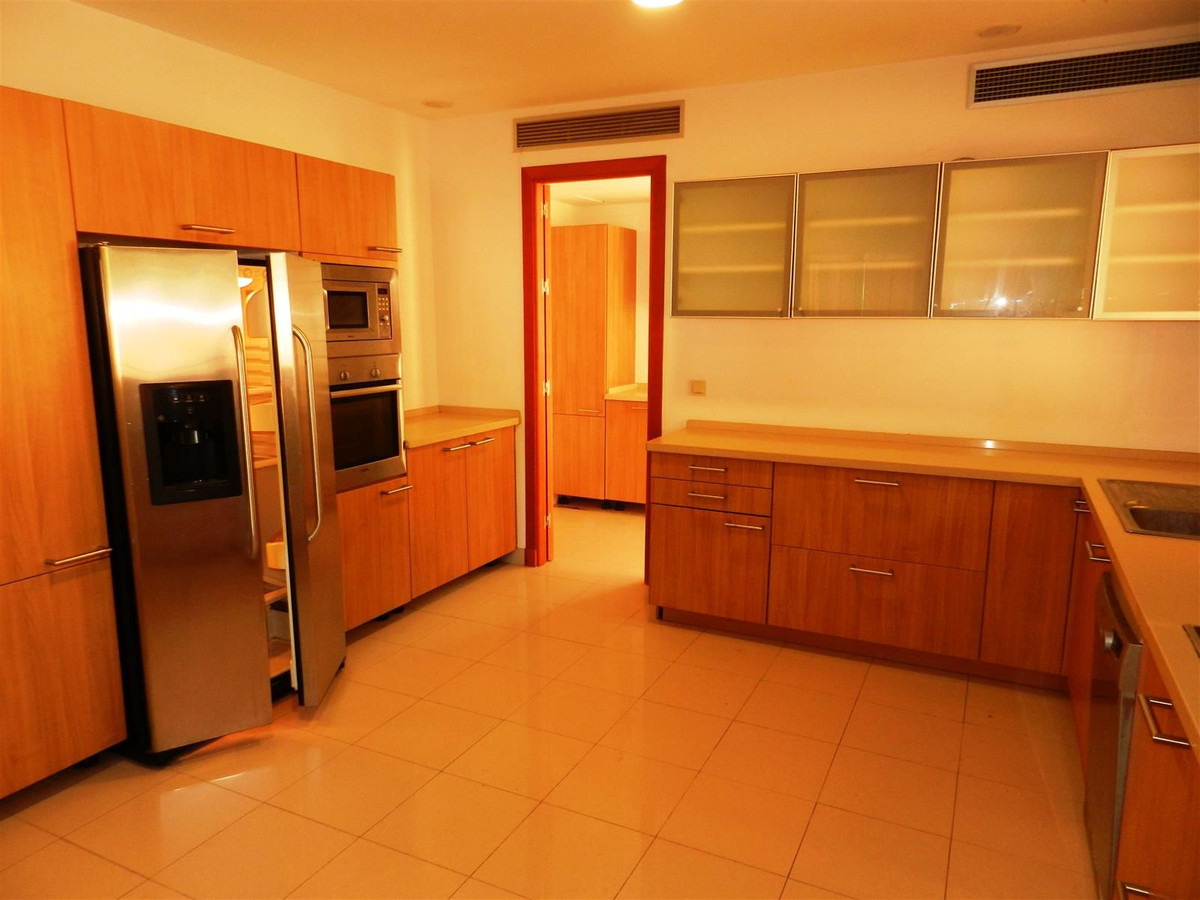 Villa · Sotogrande · (R4834600)