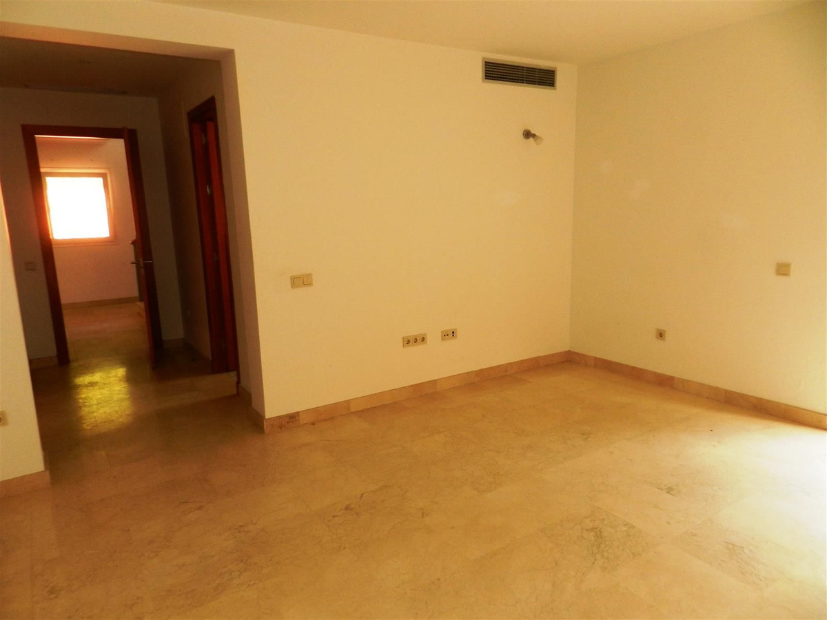 Villa · Sotogrande · (R4834600)
