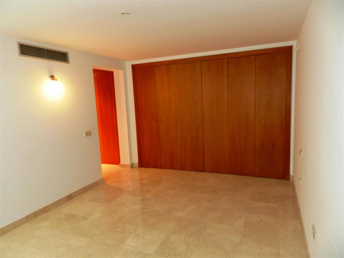 Villa · Sotogrande · (R4834600)