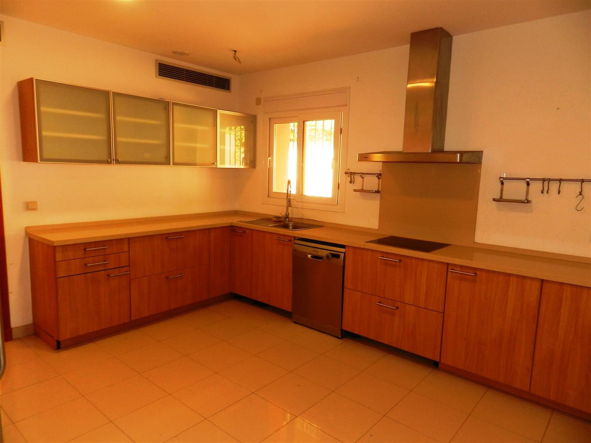 Villa · Sotogrande · (R4834600)