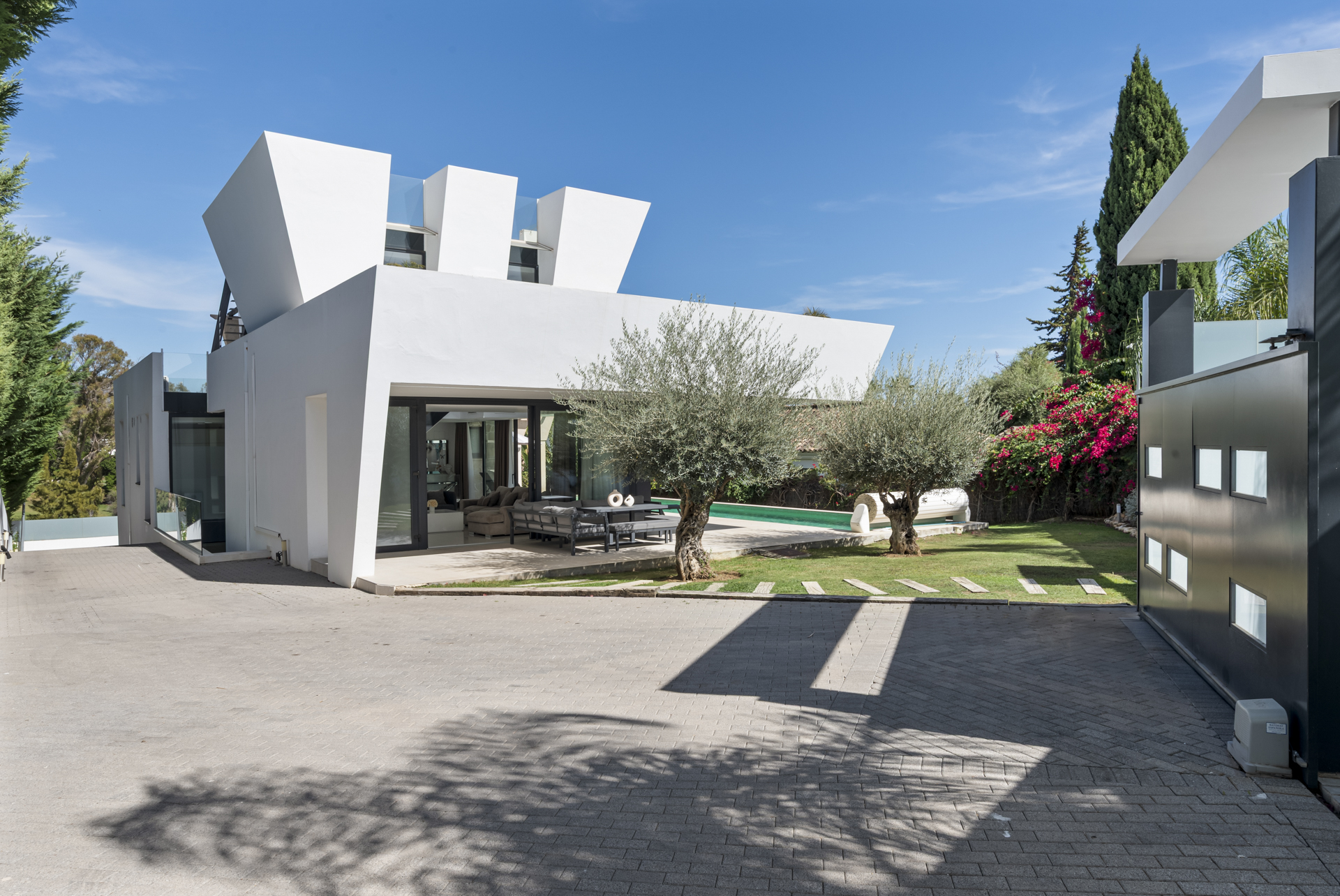House · Marbella · (855-00109P)