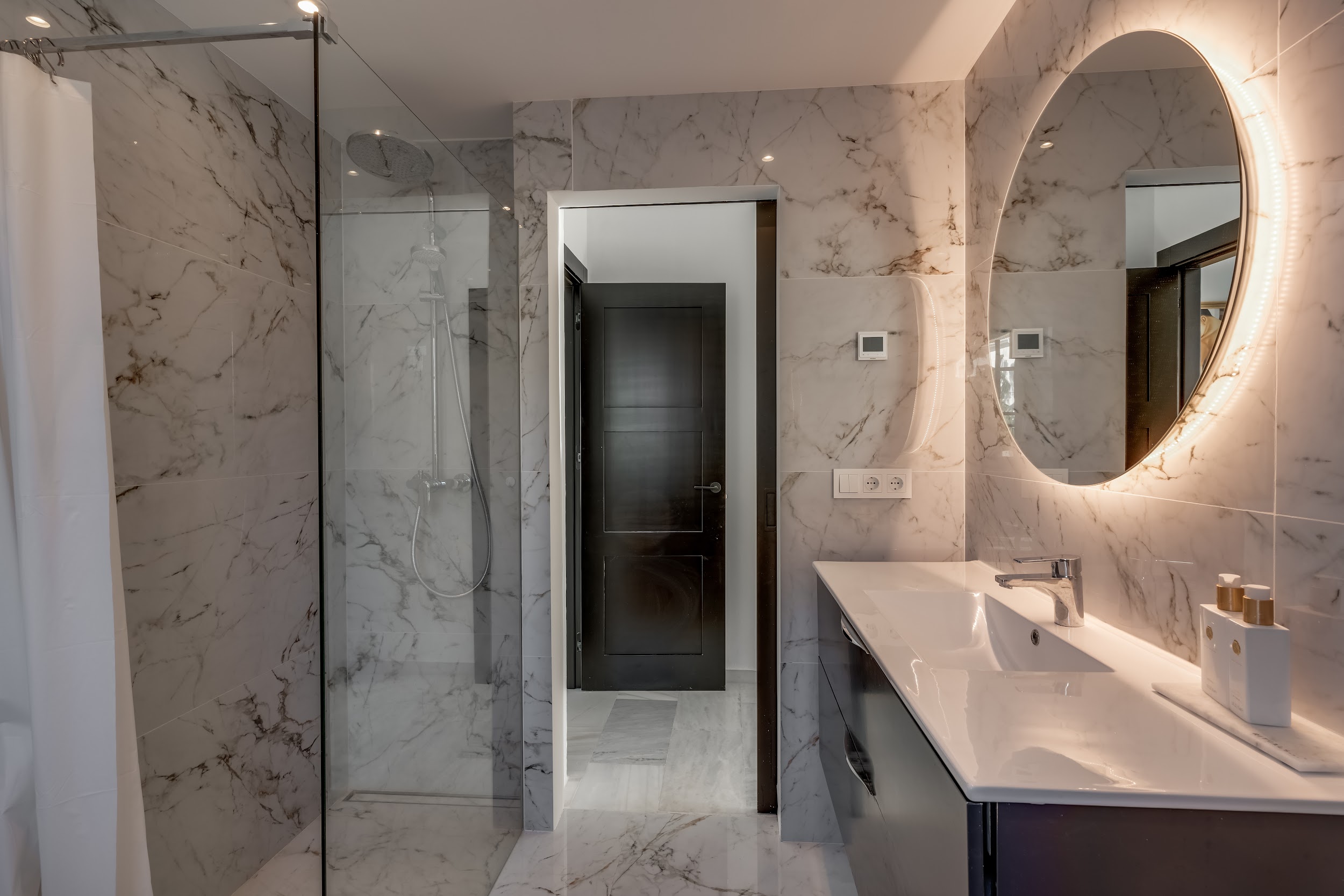 Villa · Marbella · (885-00097P)