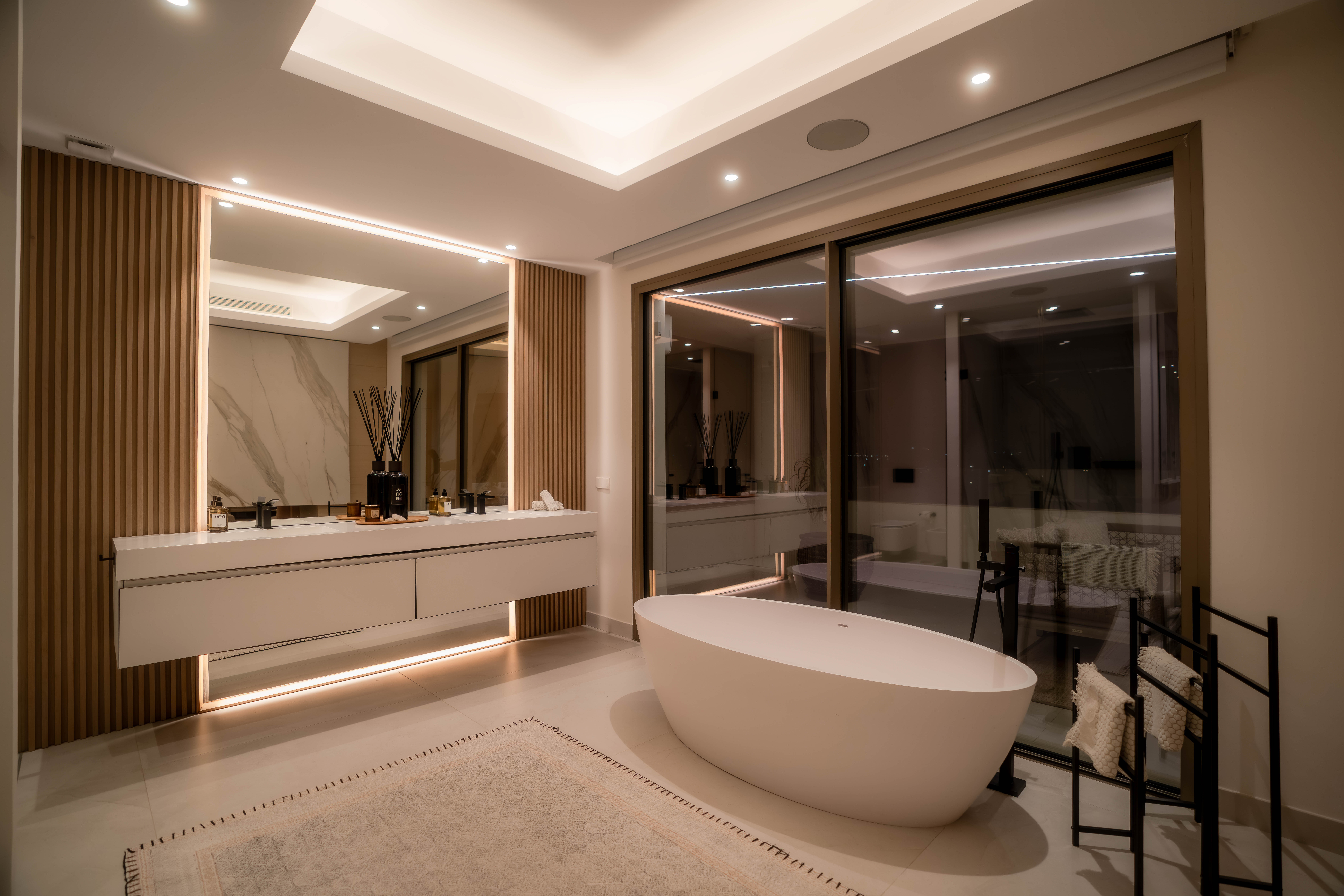 Villa · Marbella · (885-00372P)