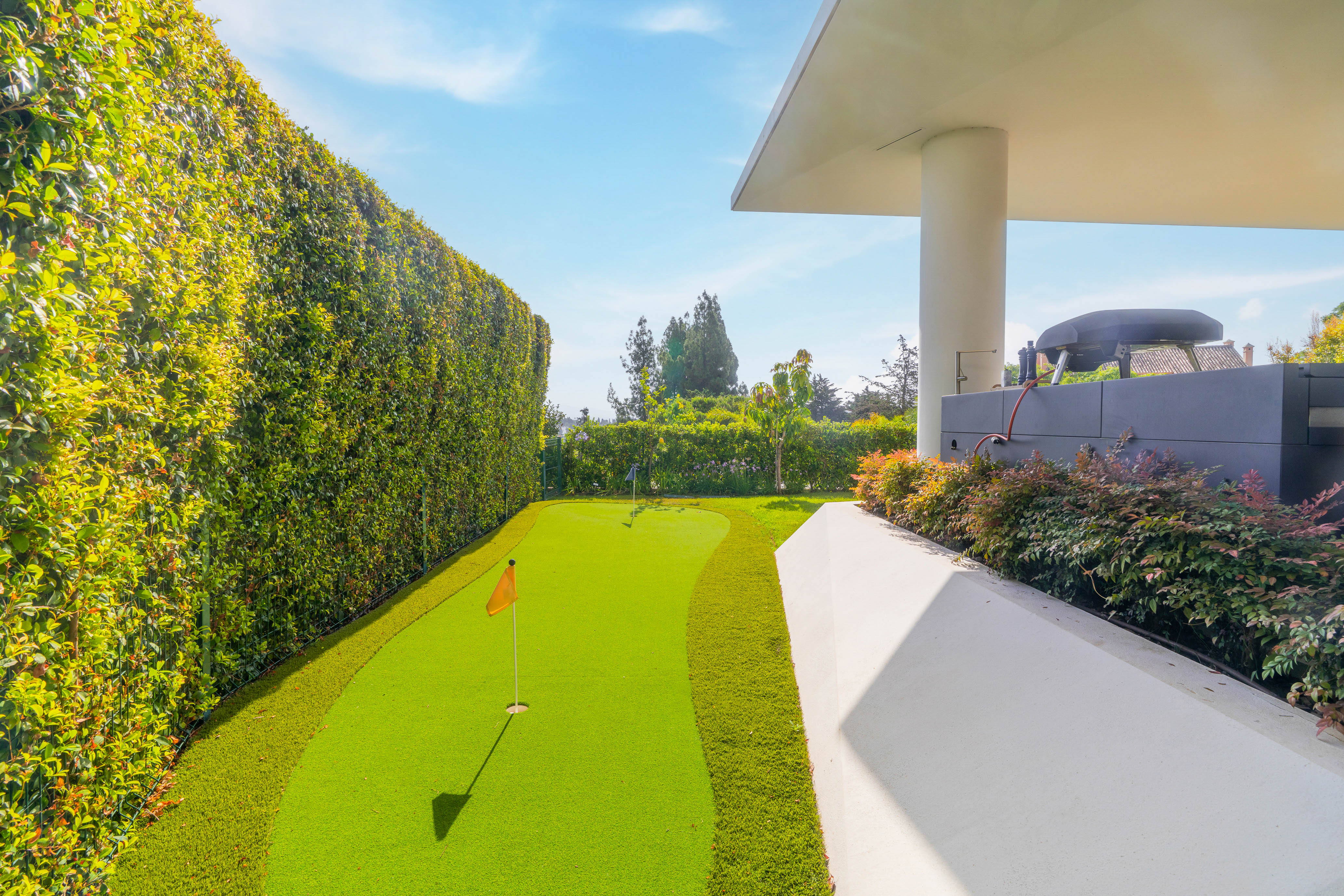 Villa · Marbella · (885-00372P)