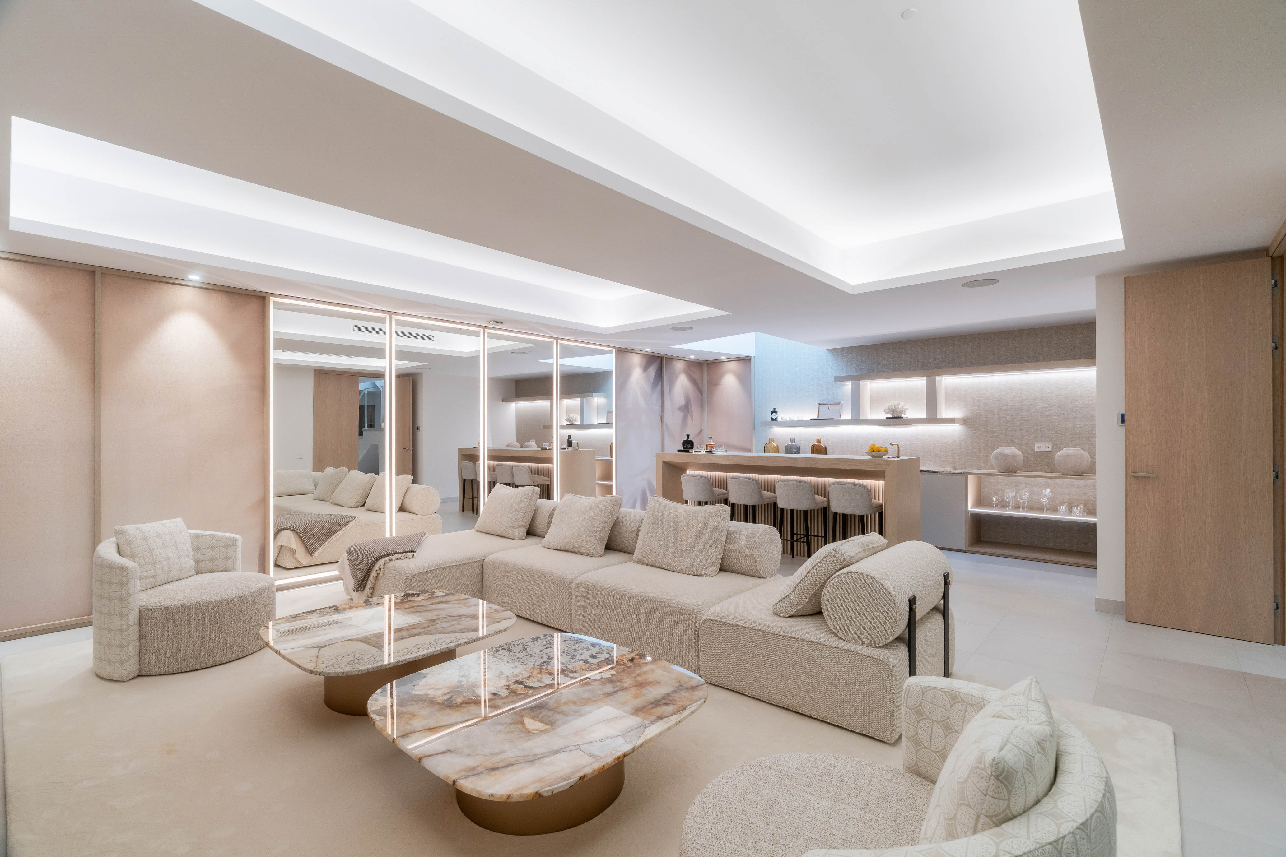 Villa · Marbella · (885-00372P)