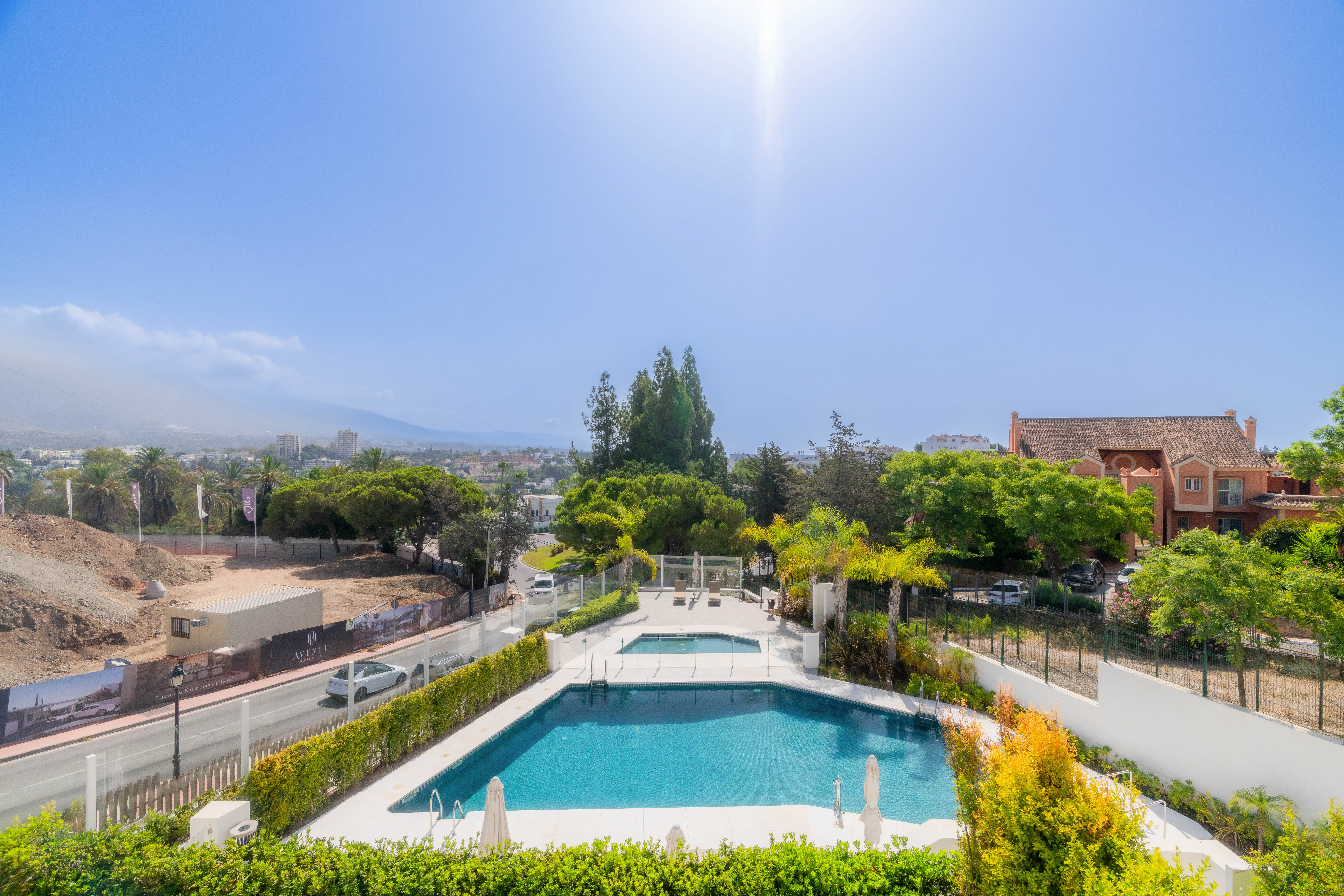 Villa · Marbella · (885-00372P)