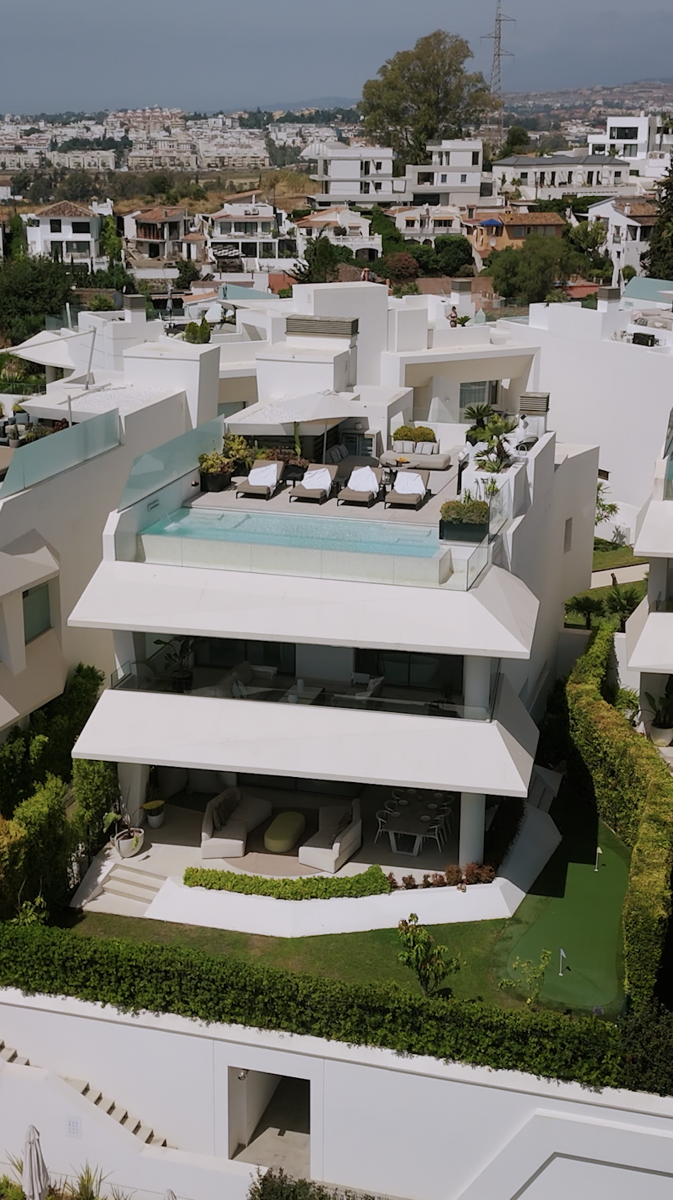 Villa · Marbella · (885-00372P)