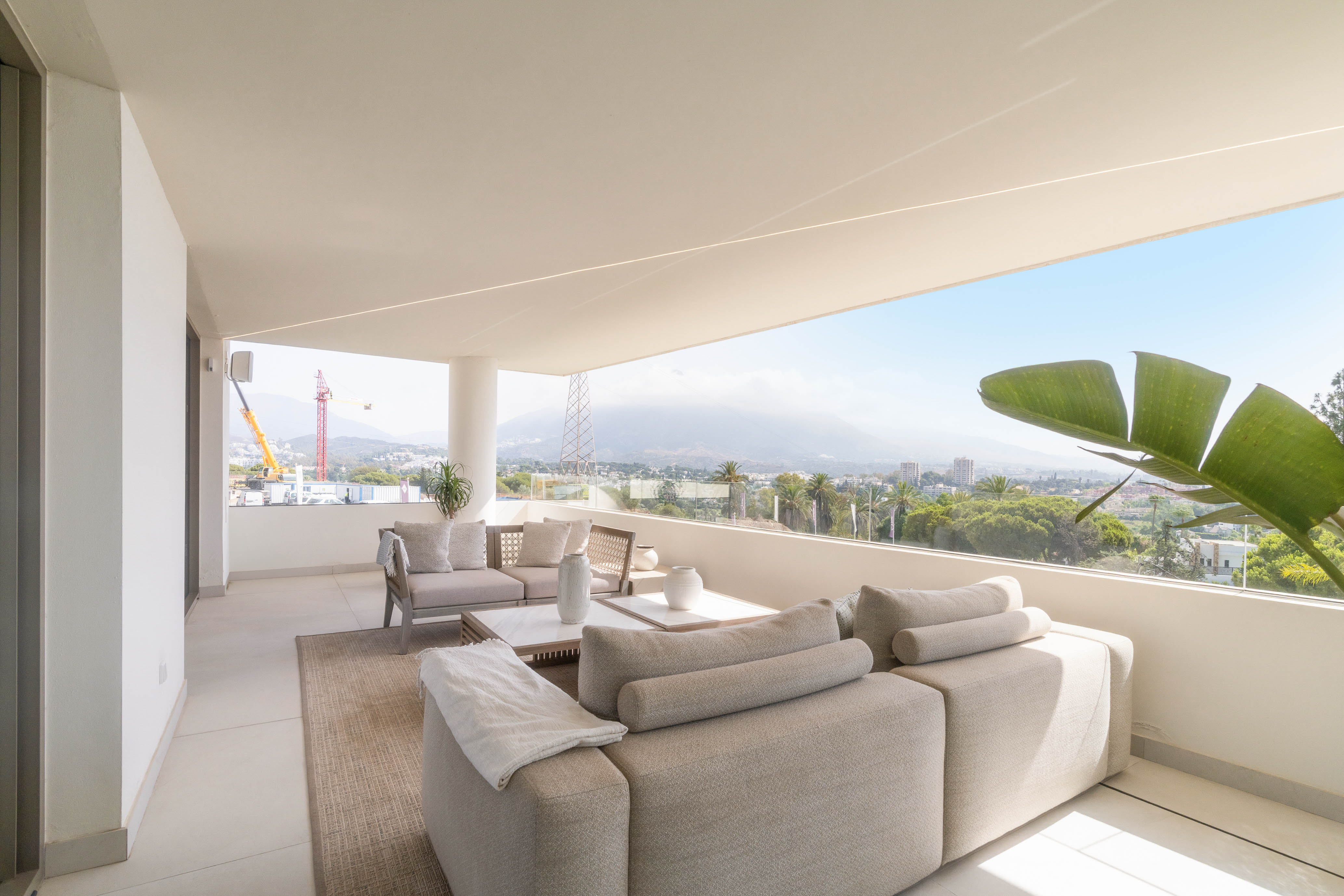 Villa · Marbella · (885-00372P)