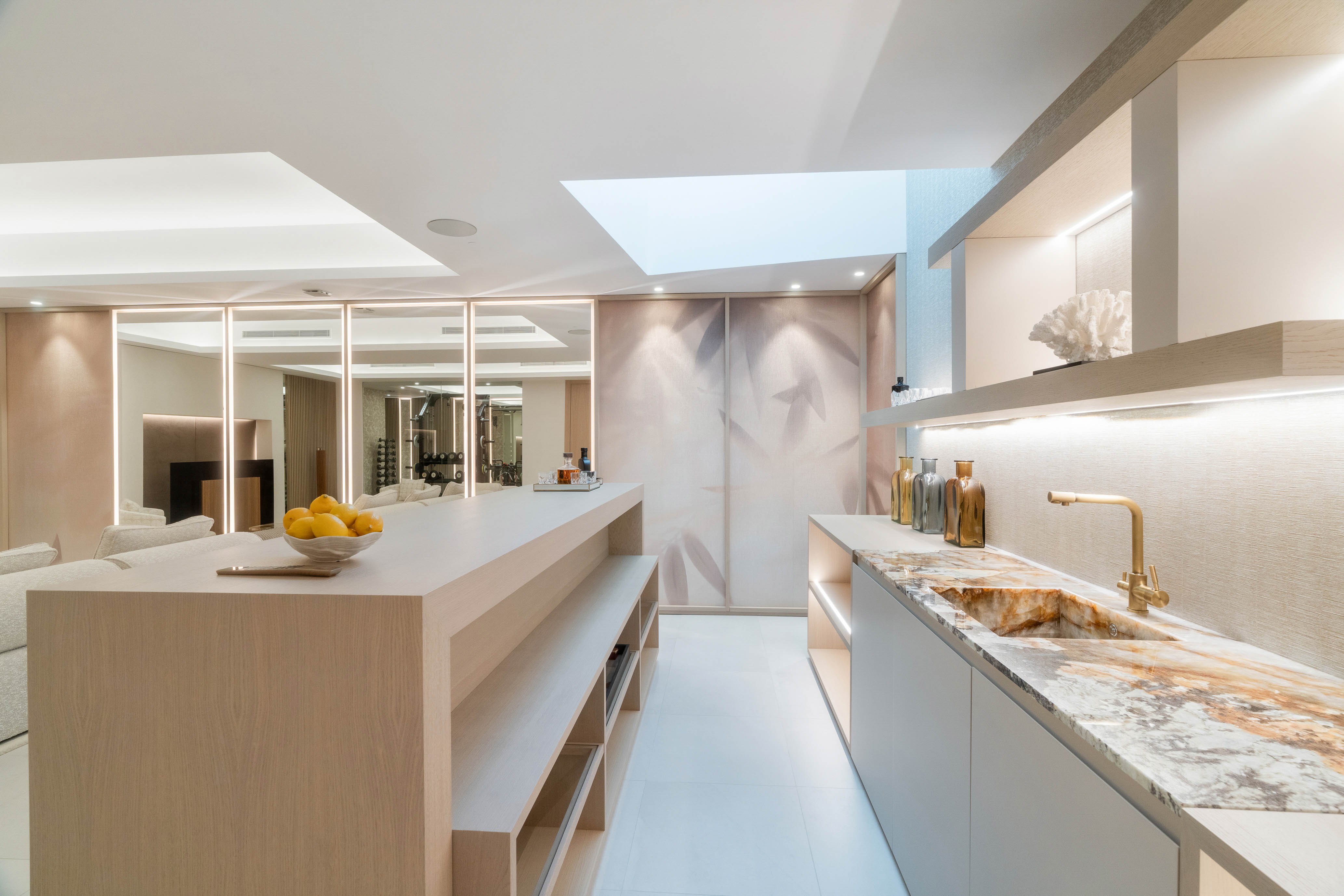 Villa · Marbella · (885-00372P)