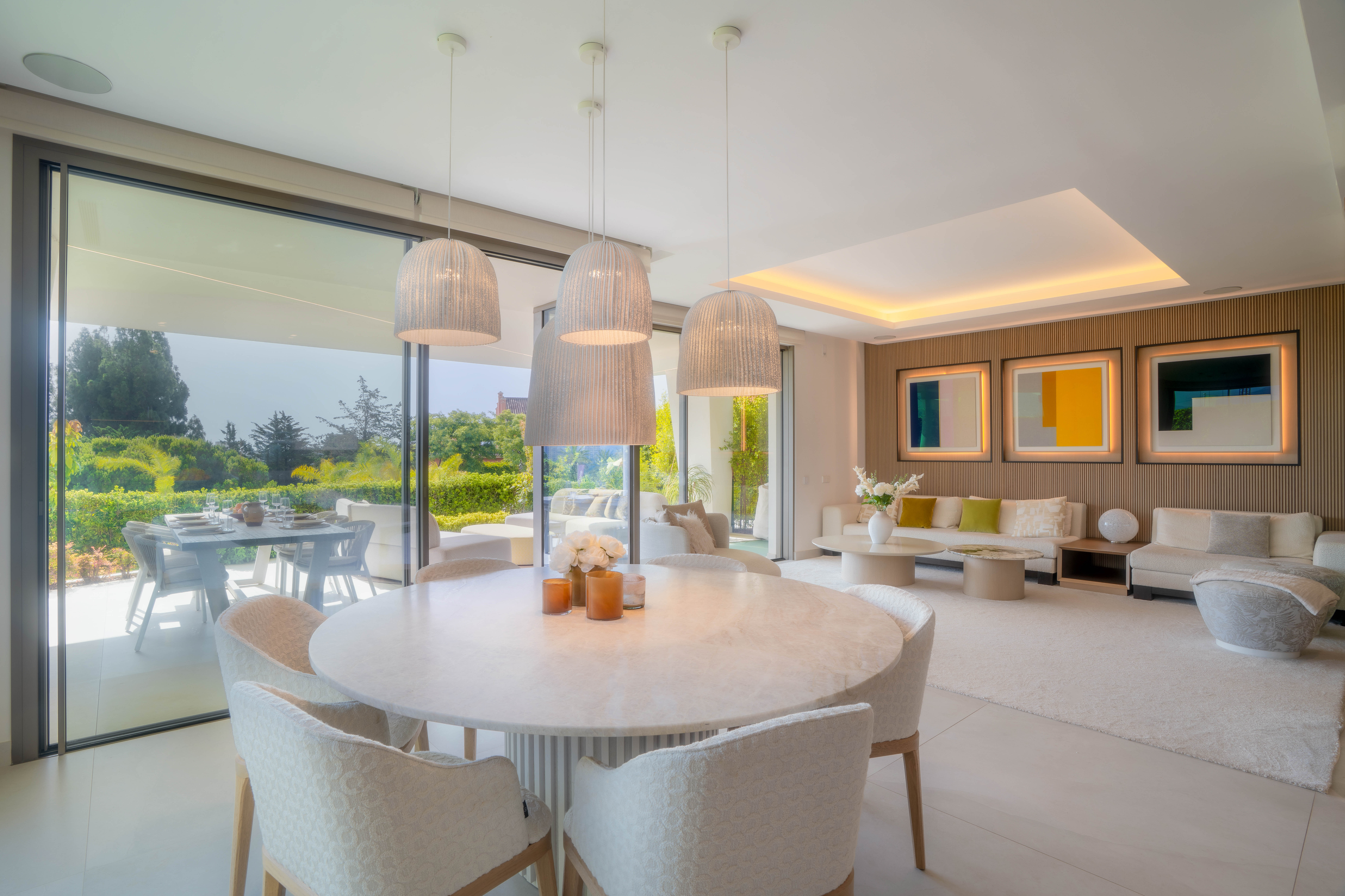 Villa · Marbella · (885-00372P)