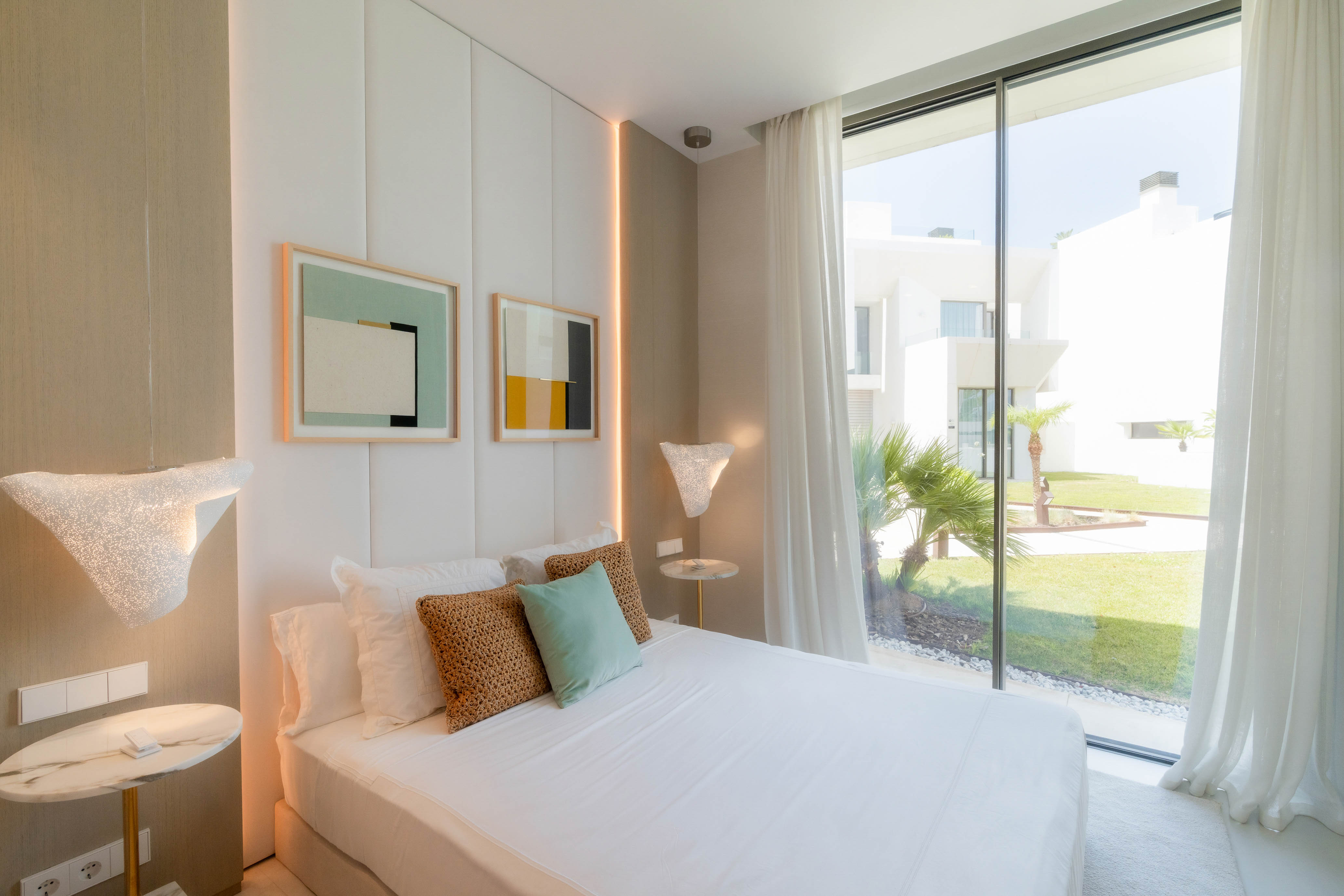 Villa · Marbella · (885-00372P)