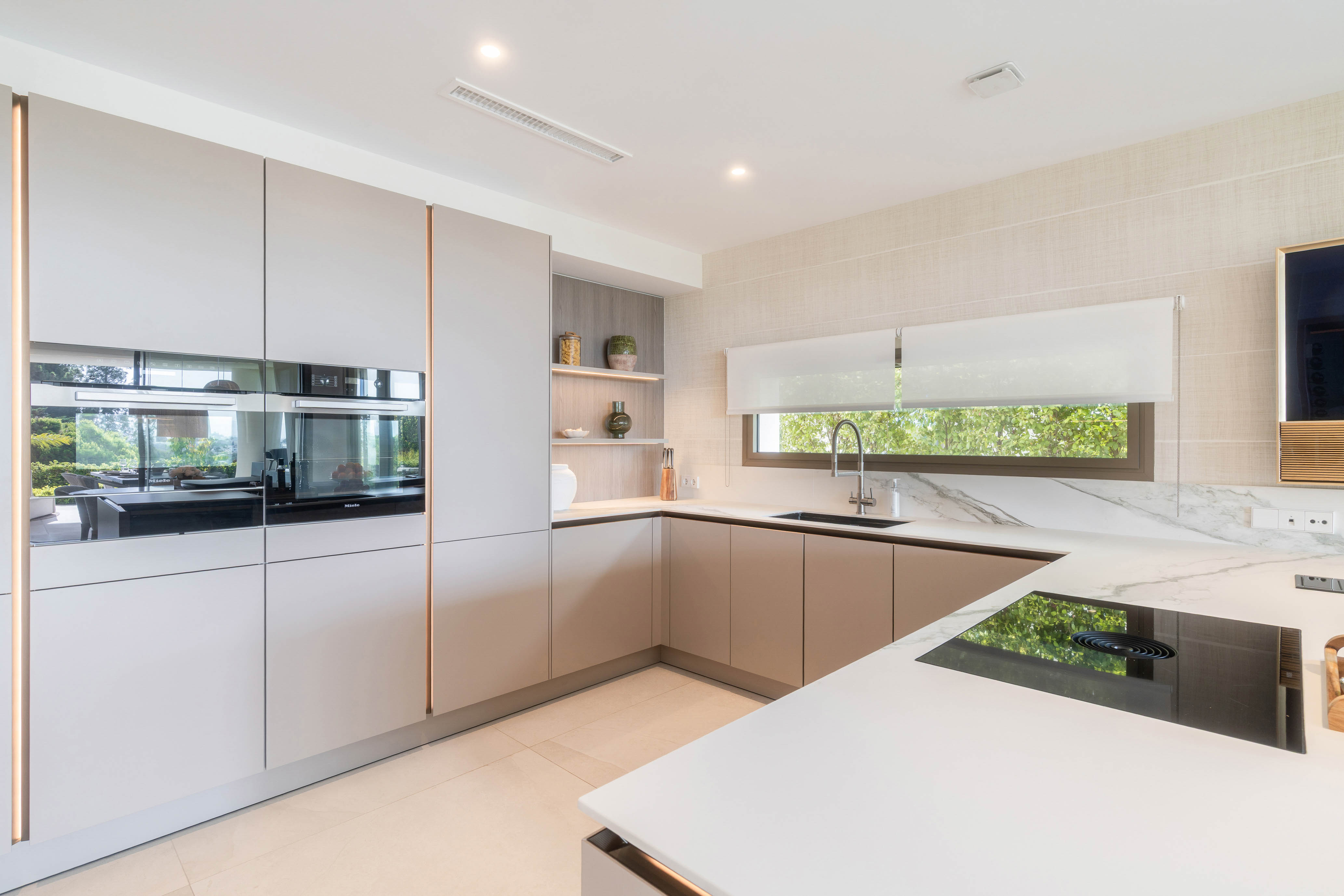 Villa · Marbella · (885-00372P)