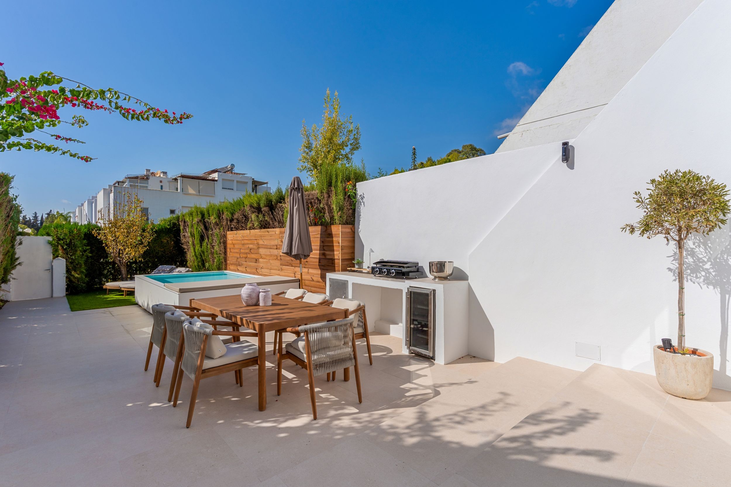 Town House · Marbella · (885-00468P)