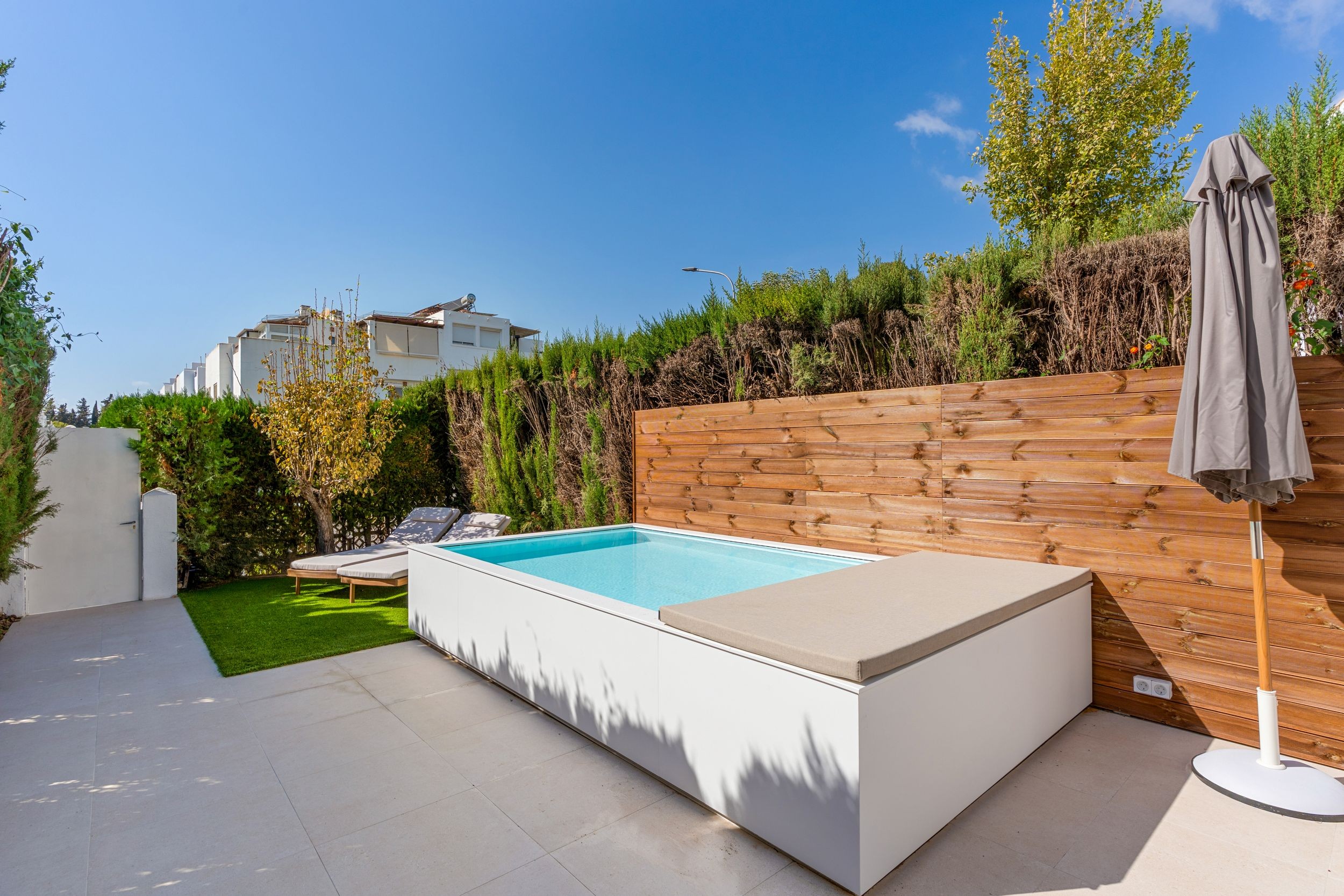 Town House · Marbella · (885-00468P)