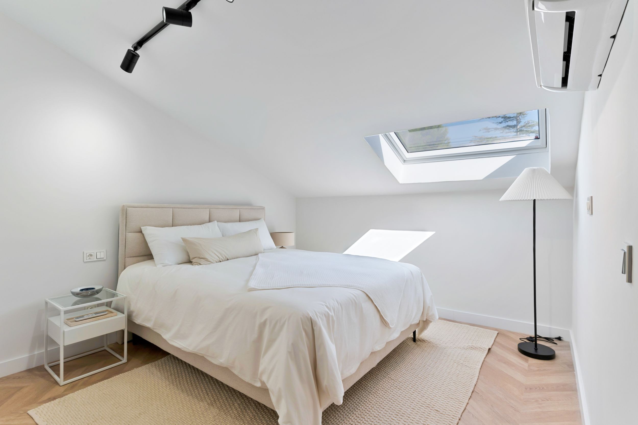 Town House · Marbella · (885-00468P)