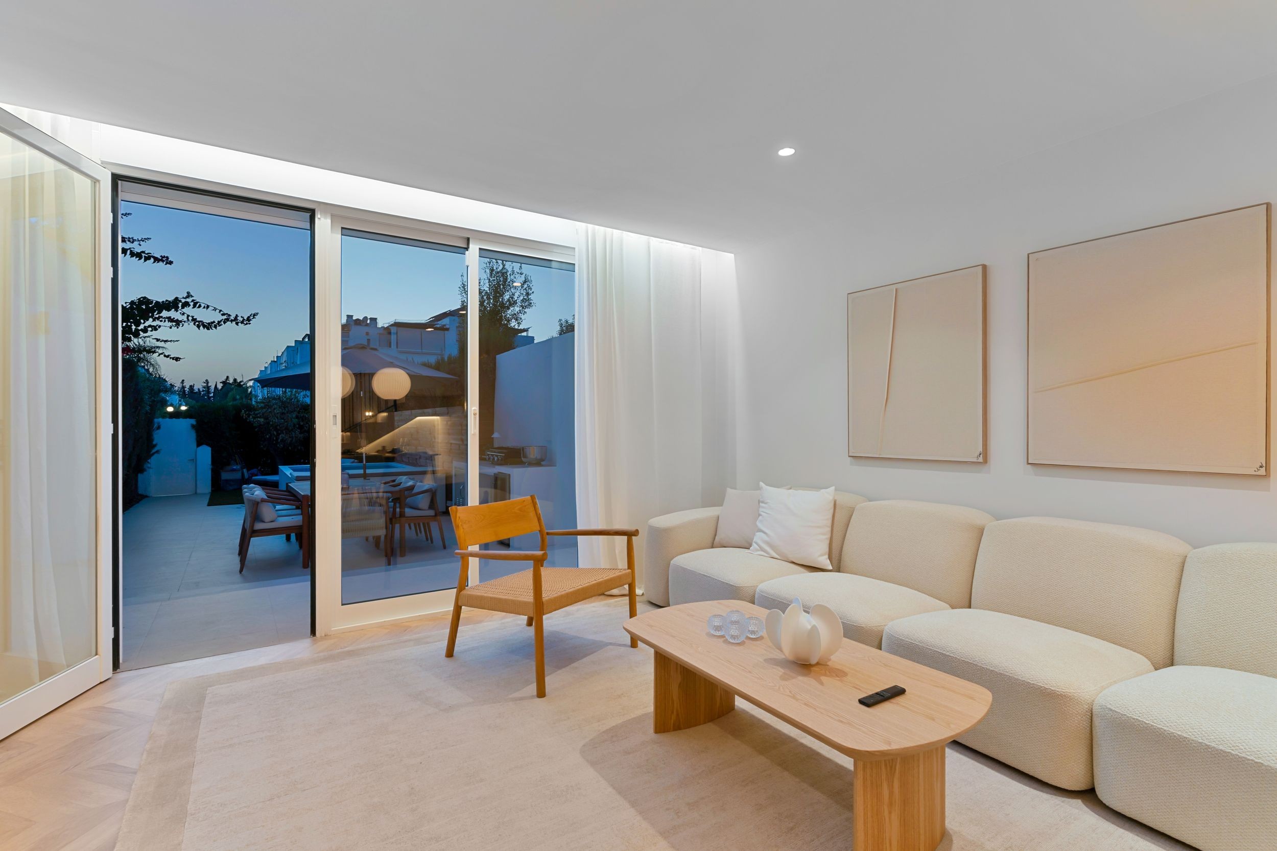 Town House · Marbella · (885-00468P)