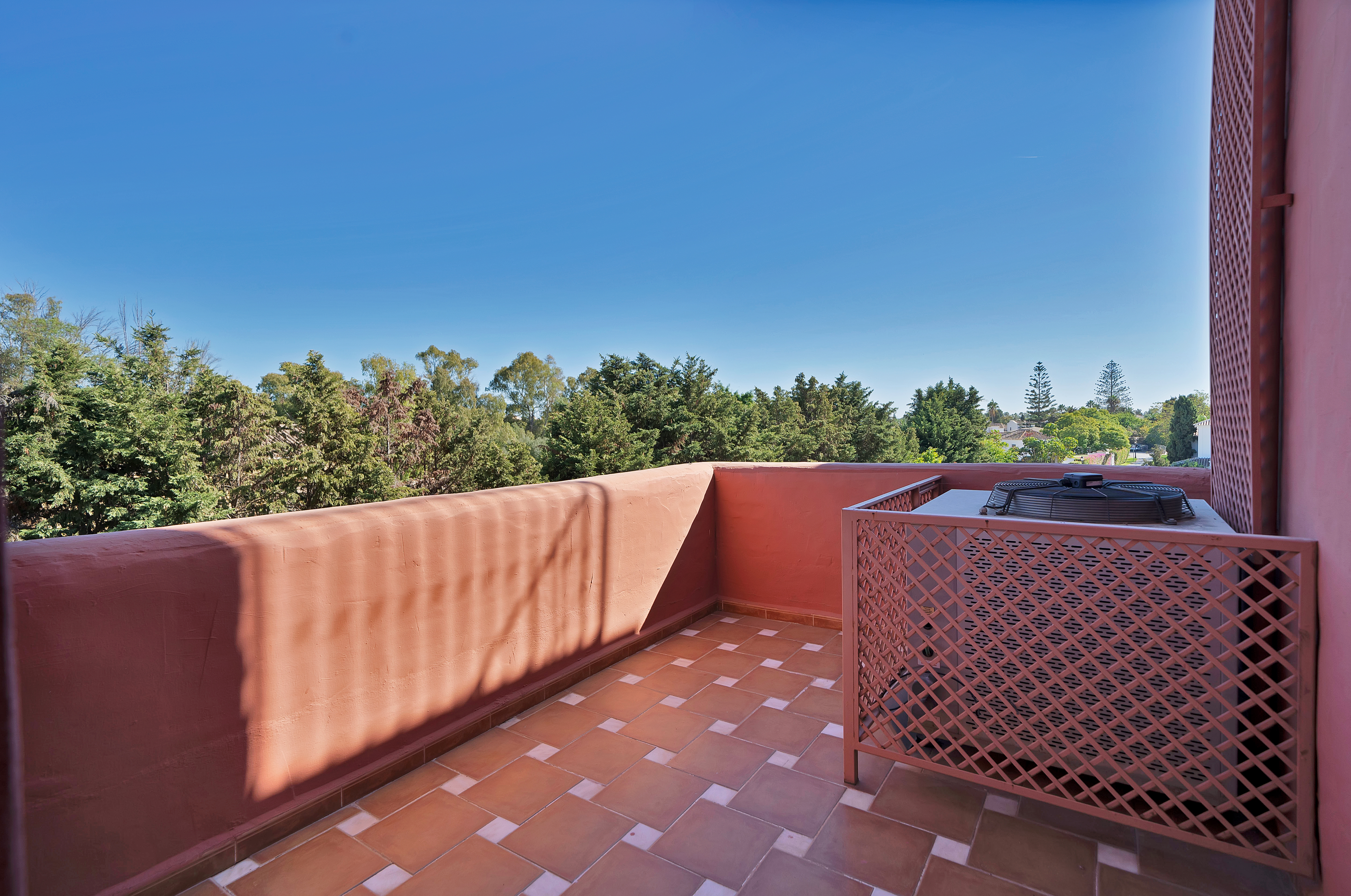 Triplex · San Pedro de Alcantara · (bella00193)