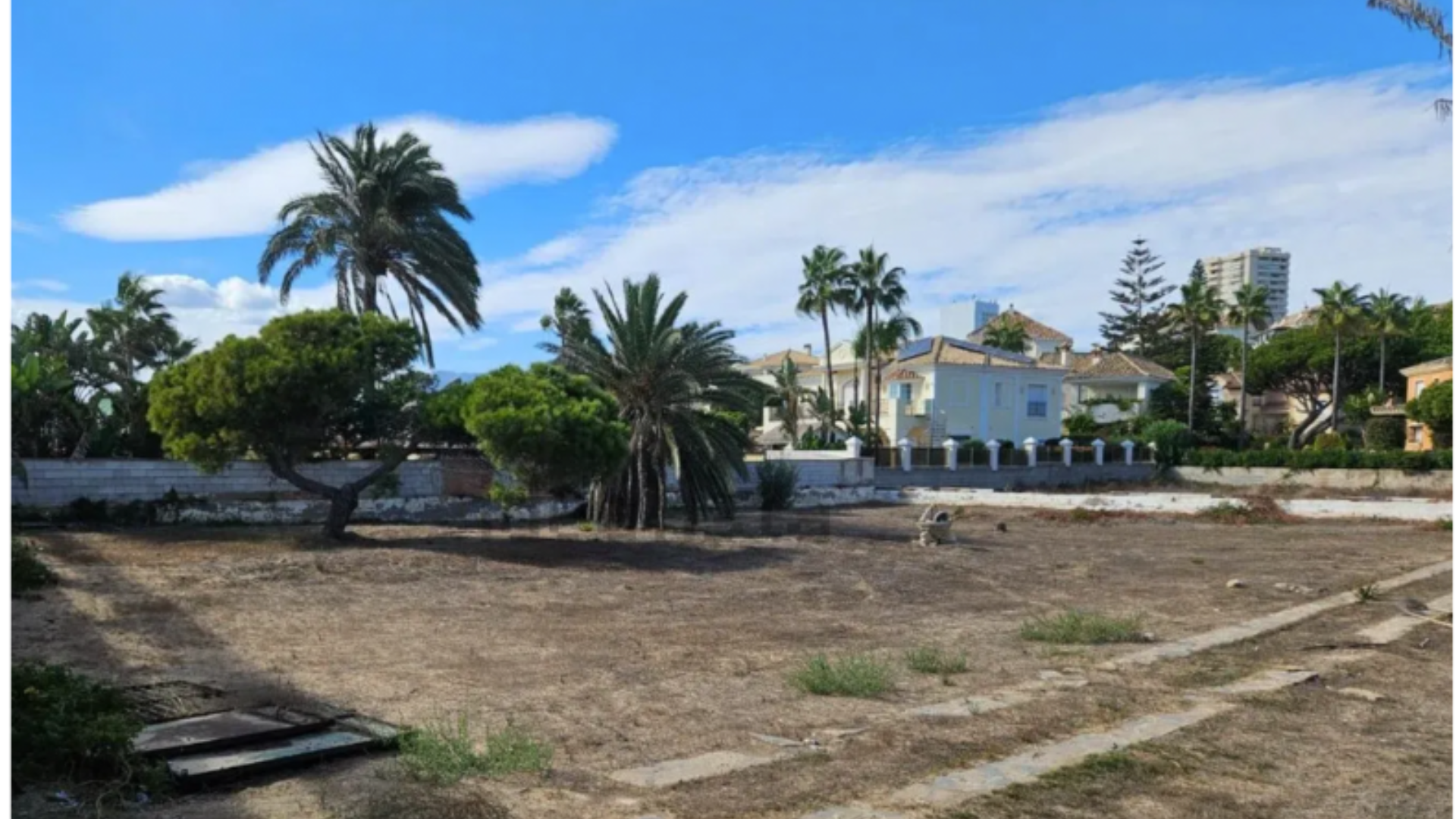 Plot · Marbella · (bella00207)