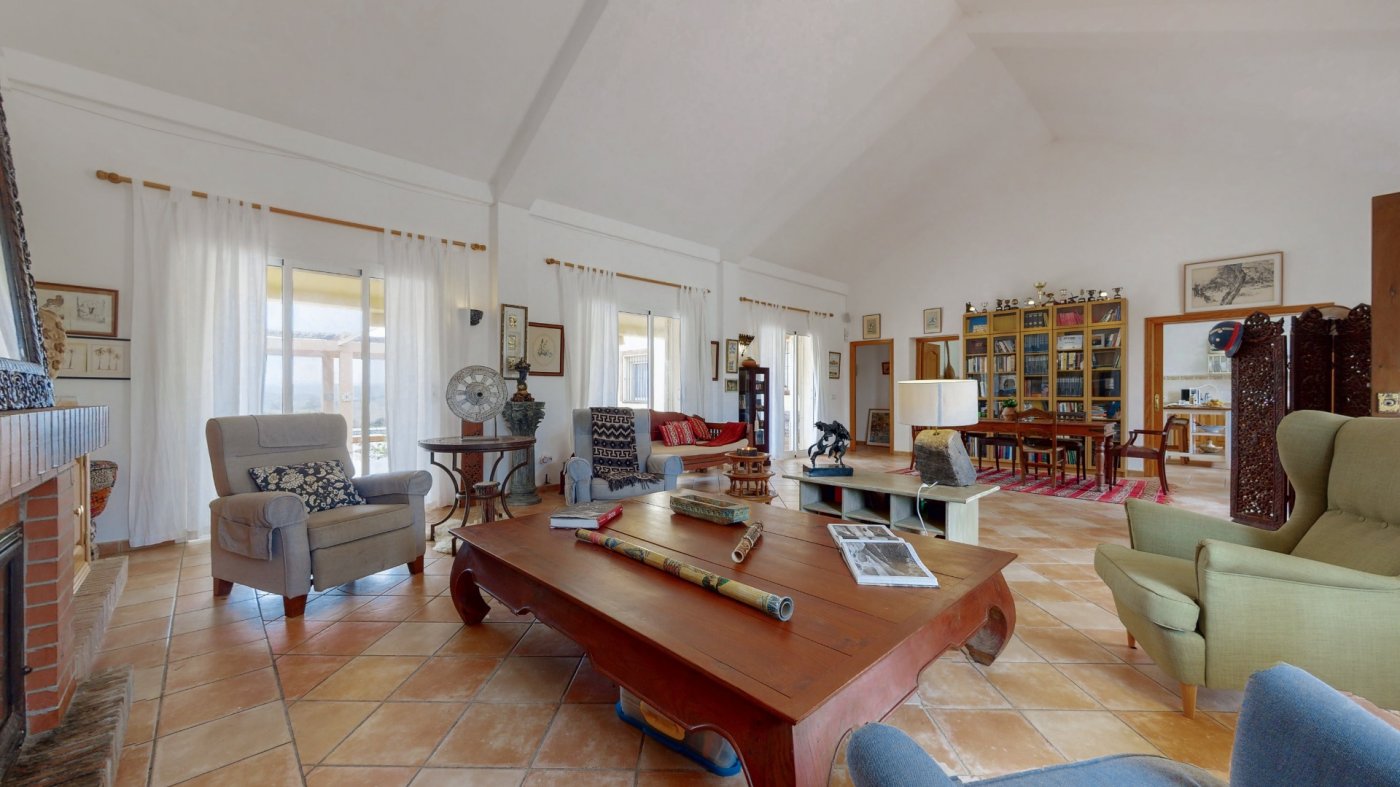 Villa · San Martin del Tesorillo · (bella0008)