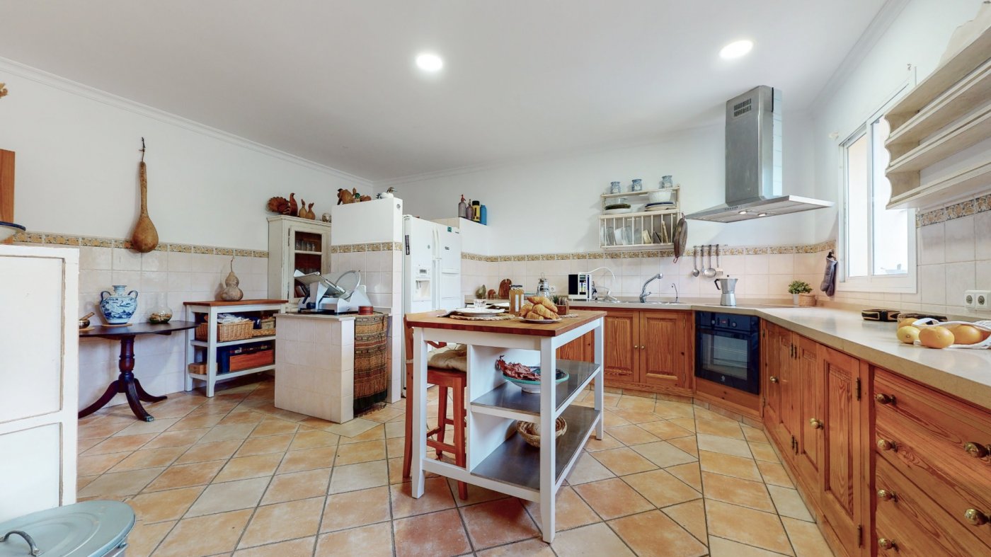 Villa · San Martin del Tesorillo · (bella0008)