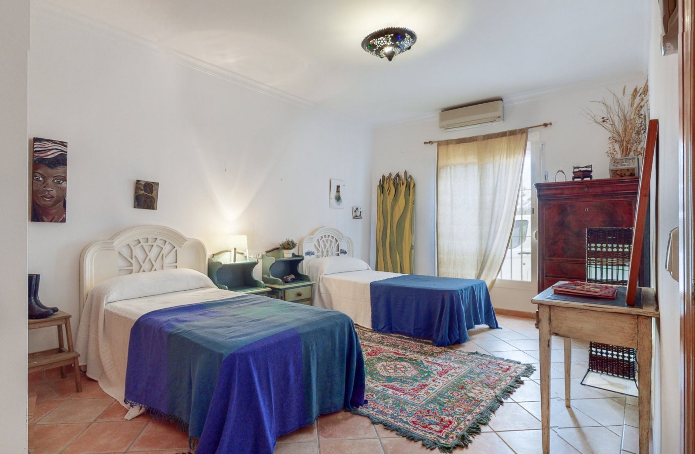 Villa · San Martin del Tesorillo · (bella0008)